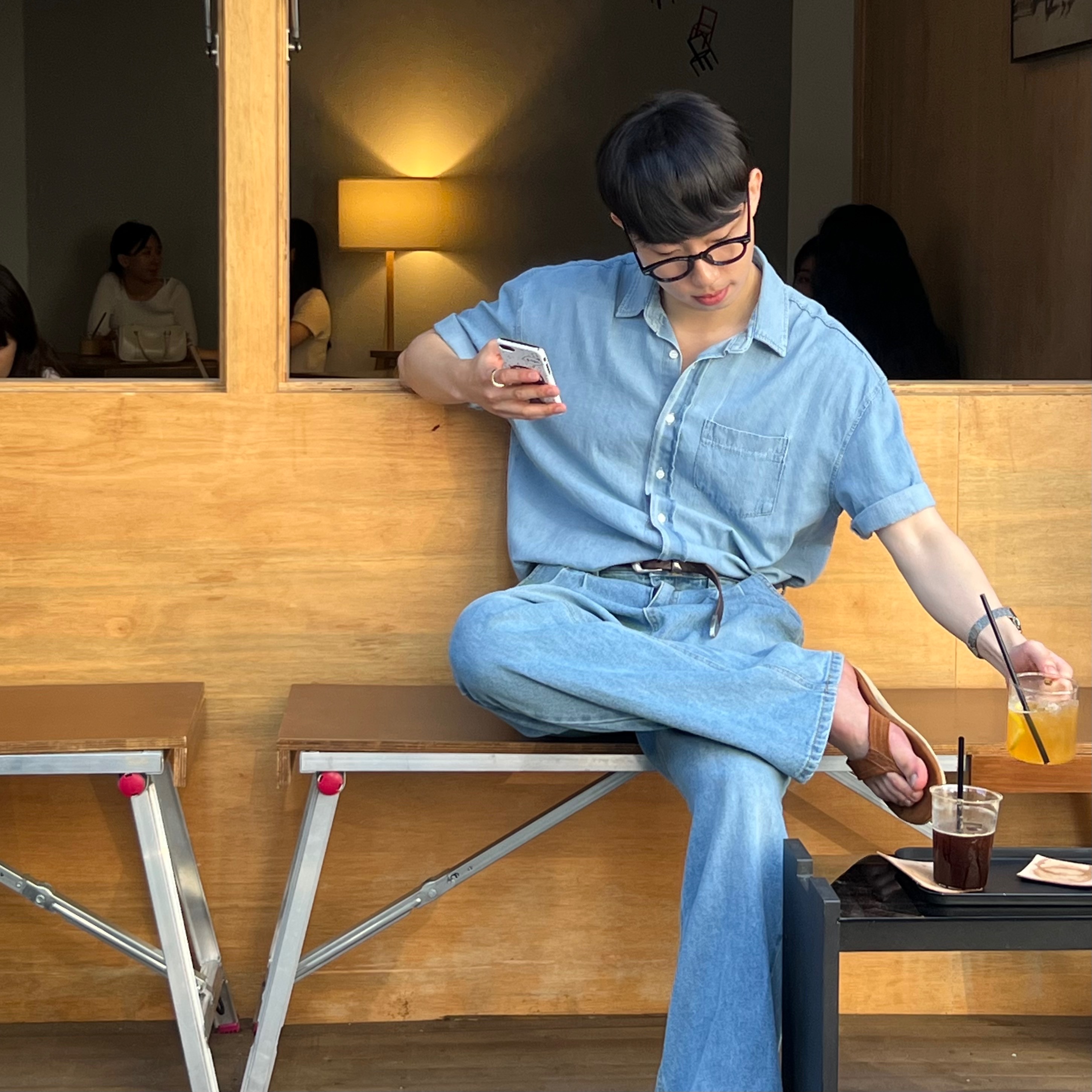 Island Slipper Classic Suede Peanuts Suede, Casio A-159WA-N1 착용 스타일 - 3