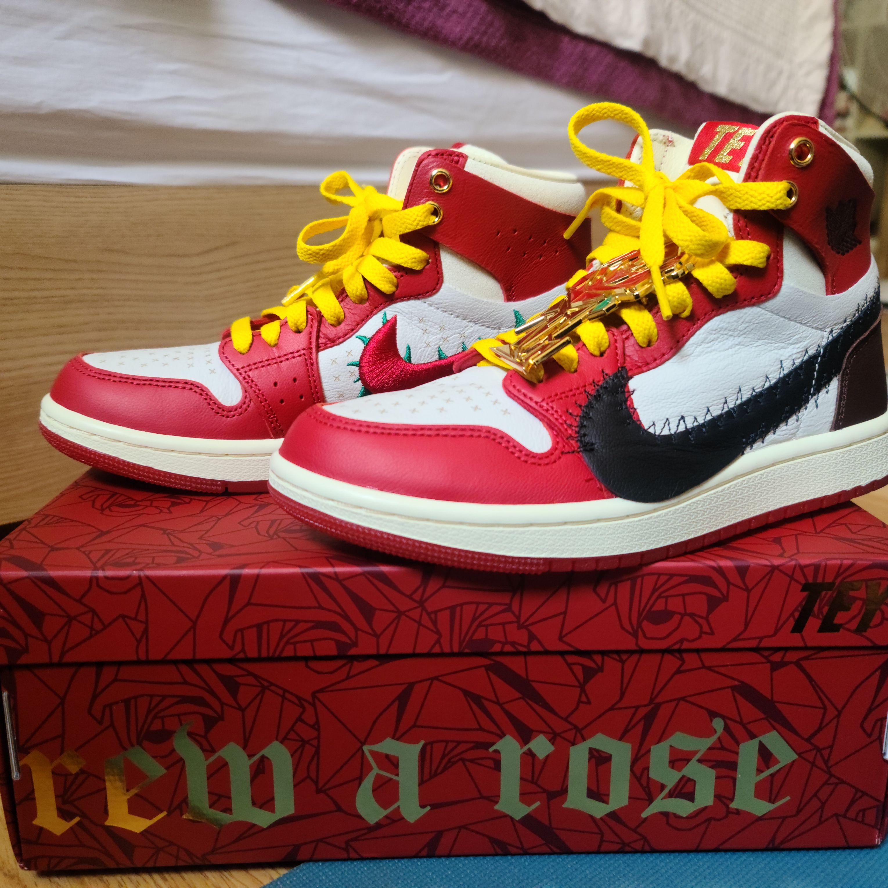 (W) Jordan 1 x Teyana Taylor Zoom CMFT 2 Gym Red 착용 스타일