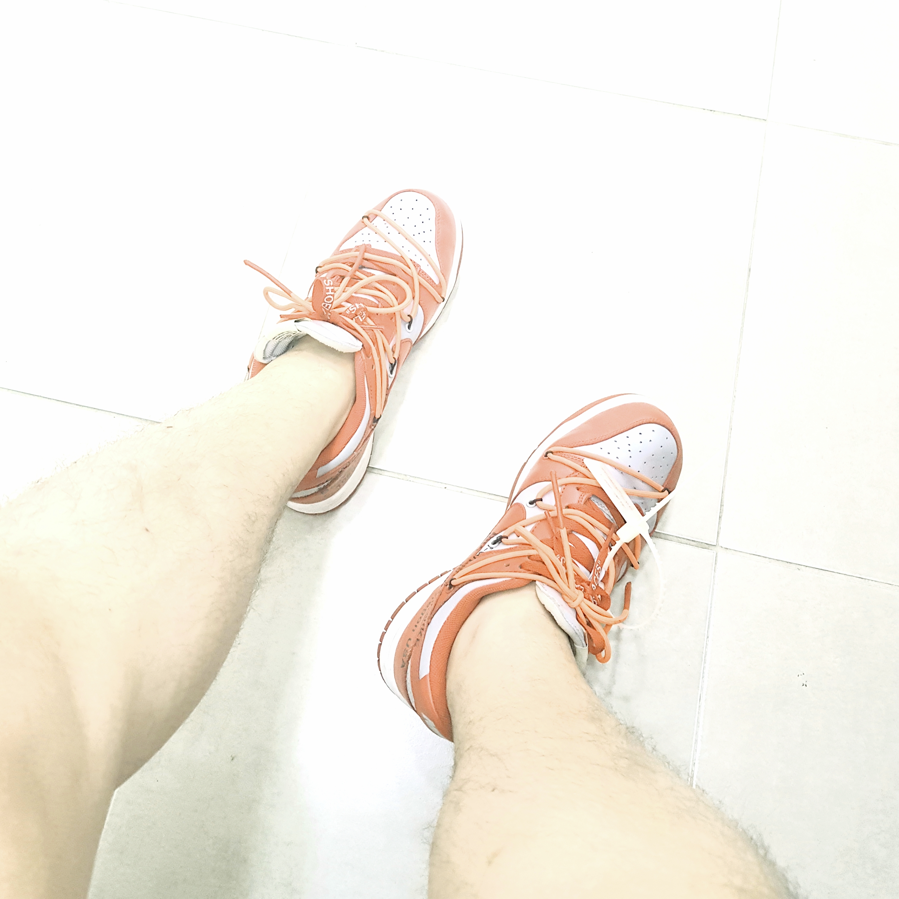 Nike x Off-White Dunk Low University Red 착용 스타일