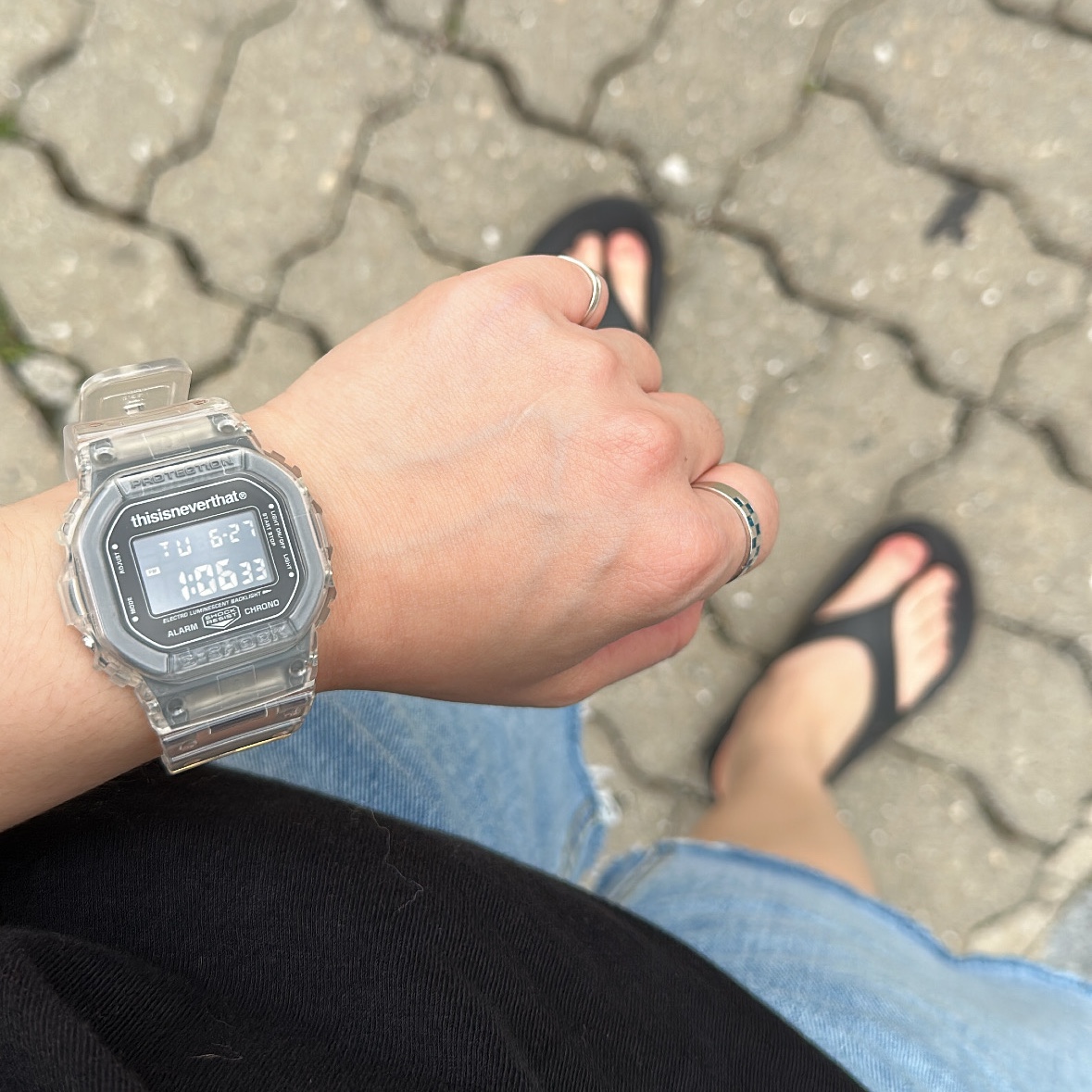 Casio G-Shock x Thisisneverthat DW-5600TINT23-7DF Skeleton 착용 스타일