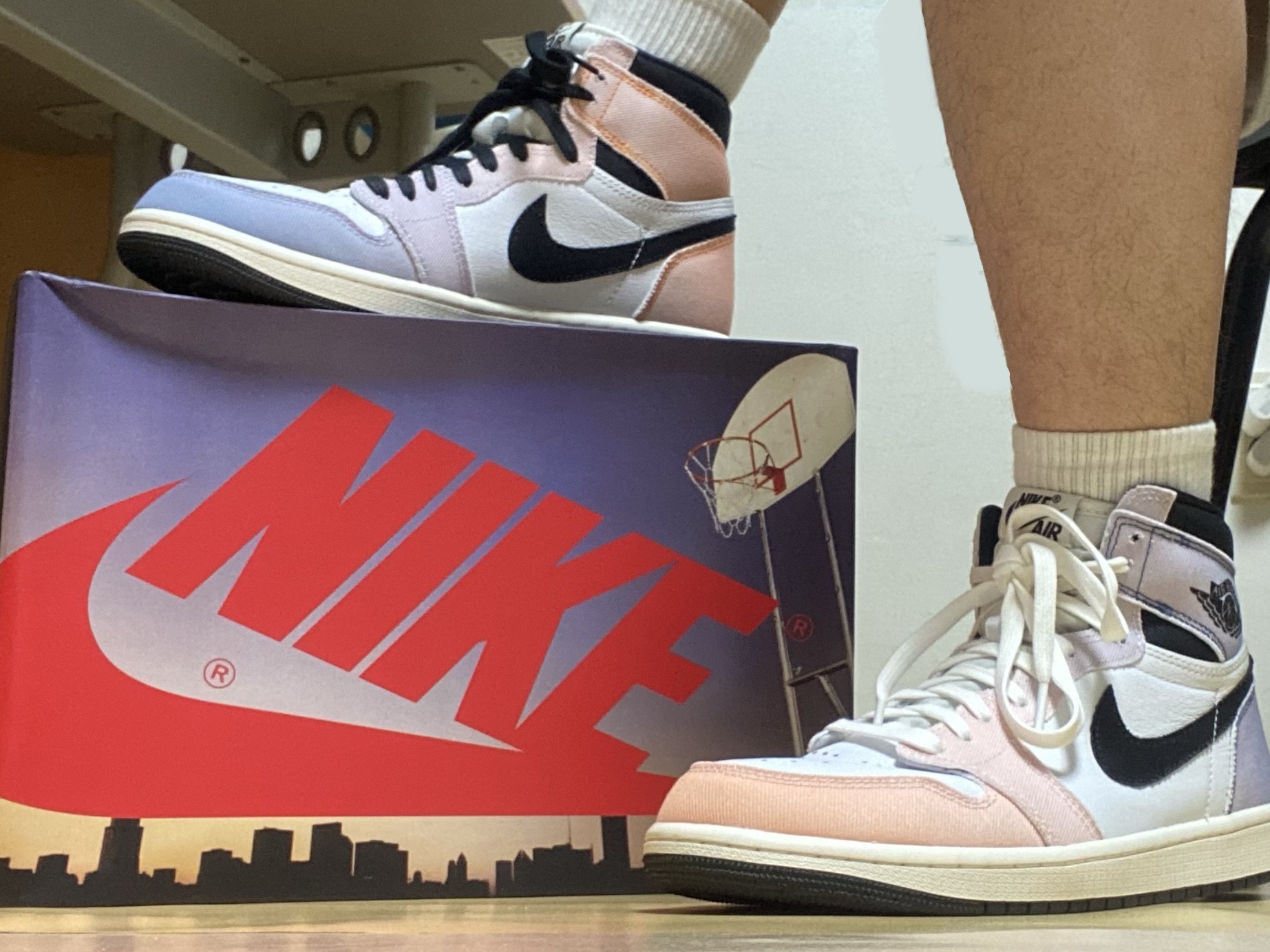 Jordan 1 Retro High OG Multi Color 착용 스타일