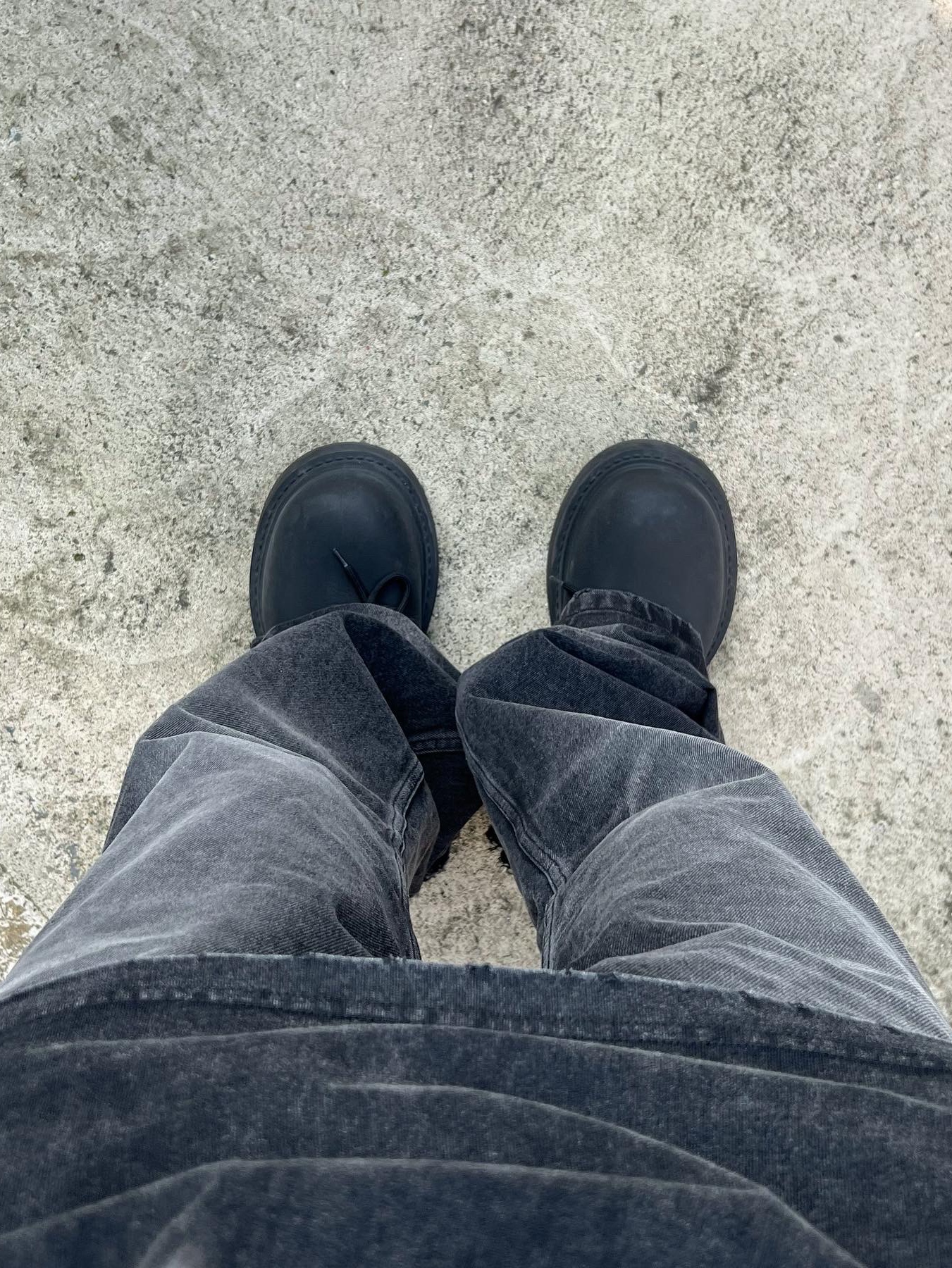 Balenciaga Steroid Derby Black 착용 스타일 - 4