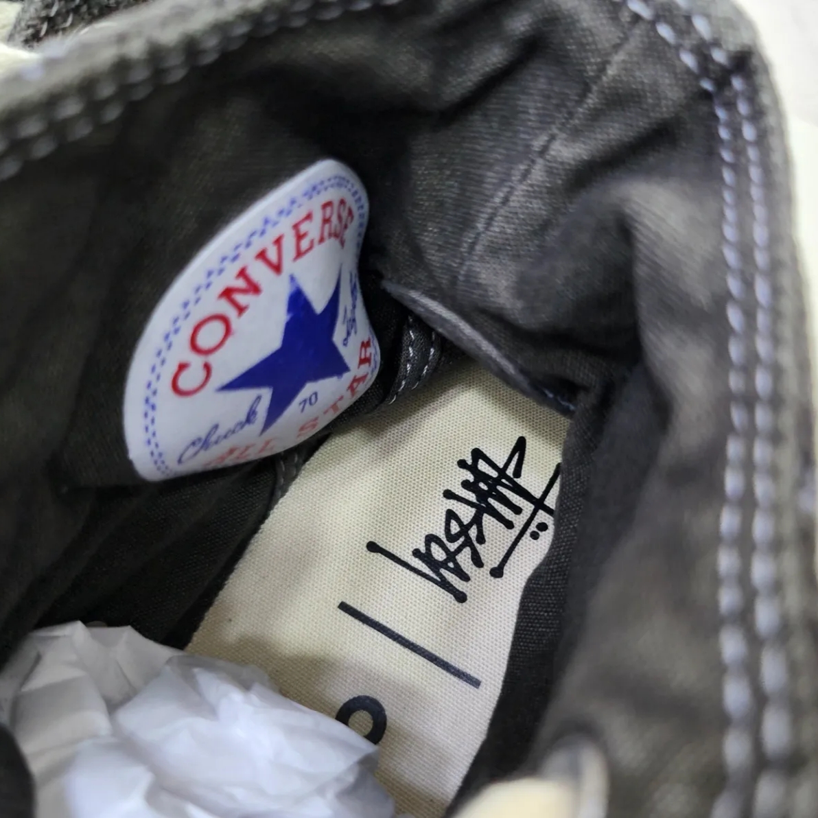Converse x Stussy x Our Legacy Work Shop Chuck 70 High Pigeon Grey 착용 스타일 - 4