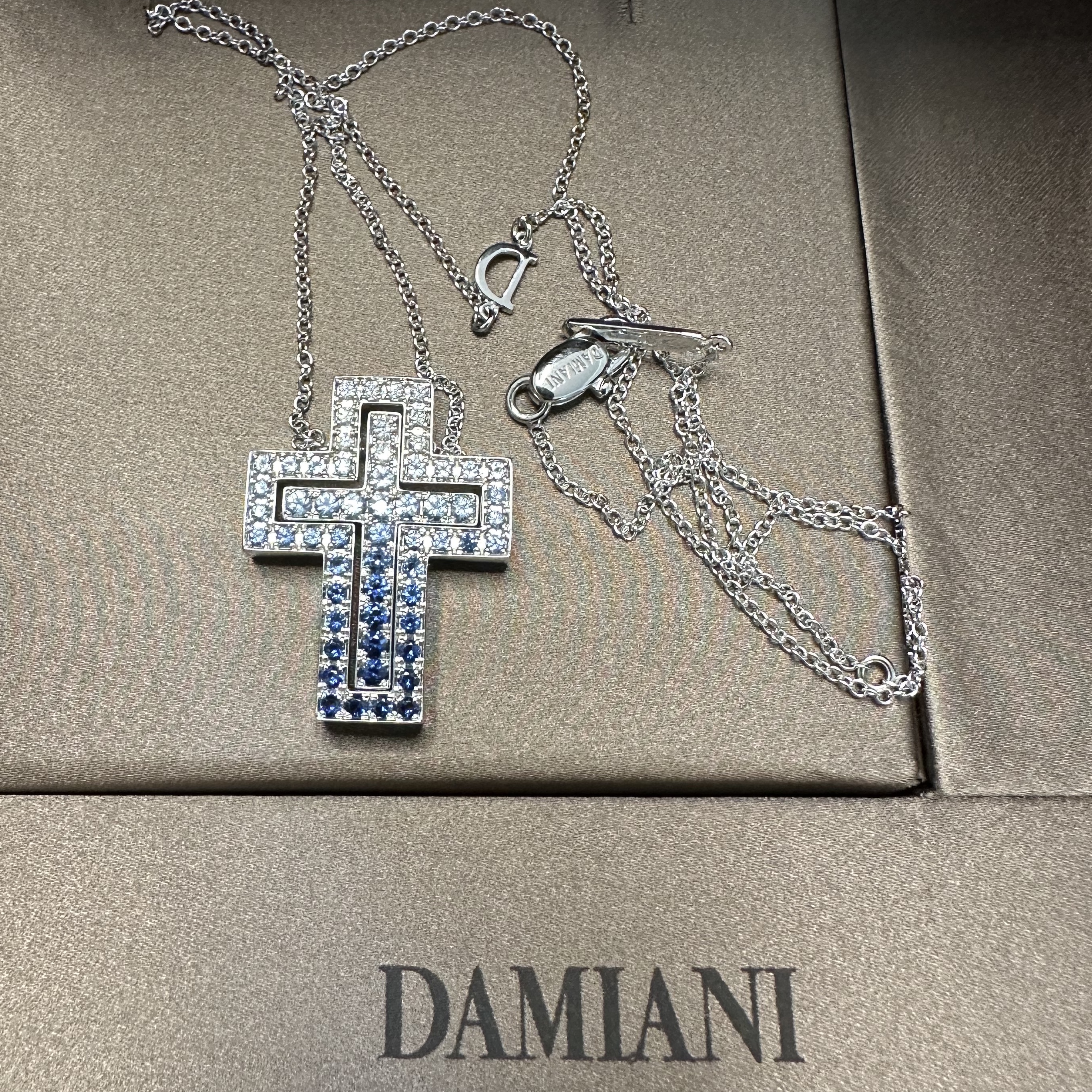 Damiani Belle Epoque Diamonds Sapphires Necklace White Gold 착용 스타일 - 2