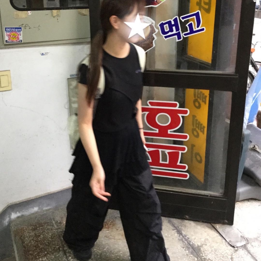 Art of Field Split Mesh Short Sleeved T-Shirt Black, Art of Field Split Mesh Short Sleeved T-Shirt Light Gray 착용 스타일