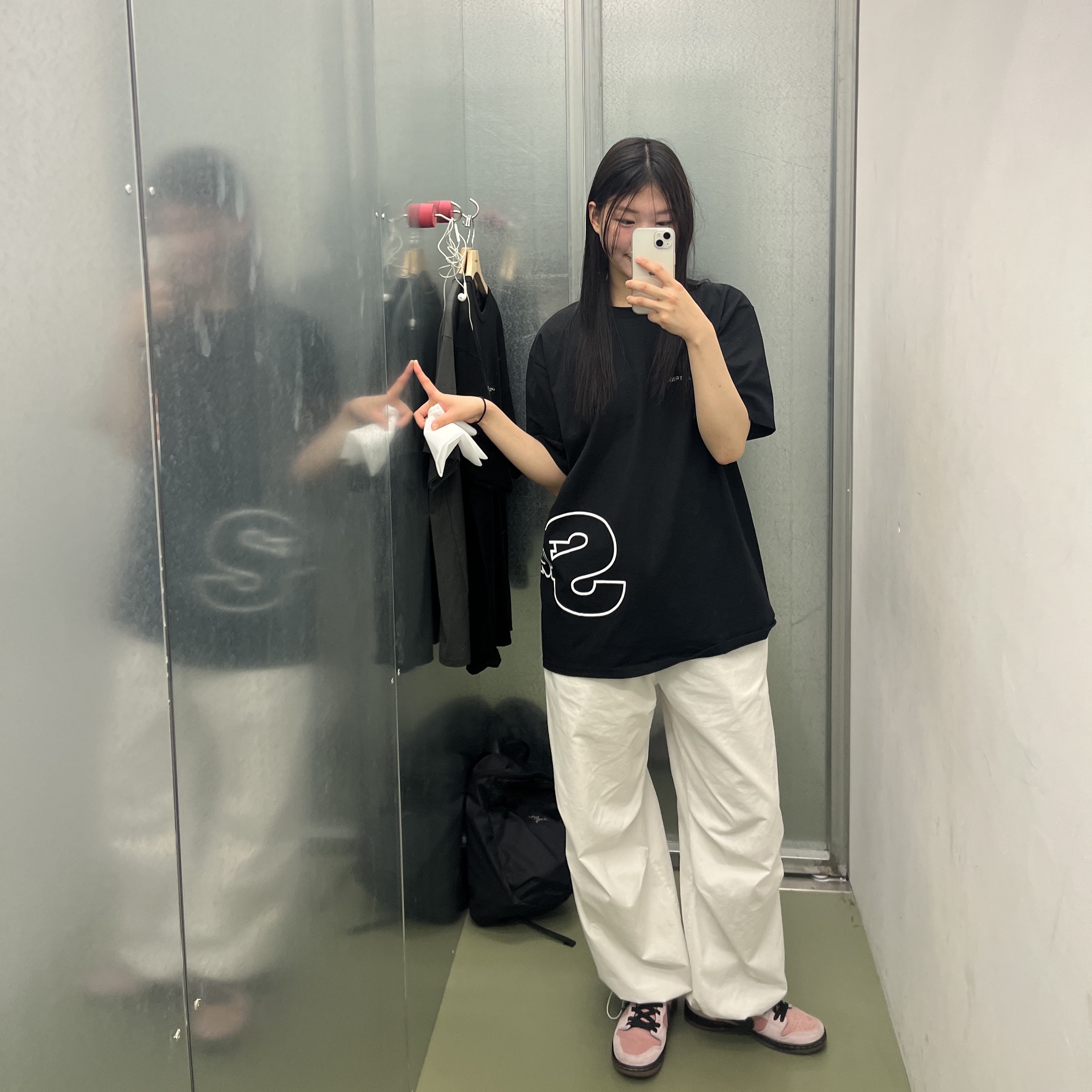Stussy International Tribe T-shirt Black 착용 스타일 - 1