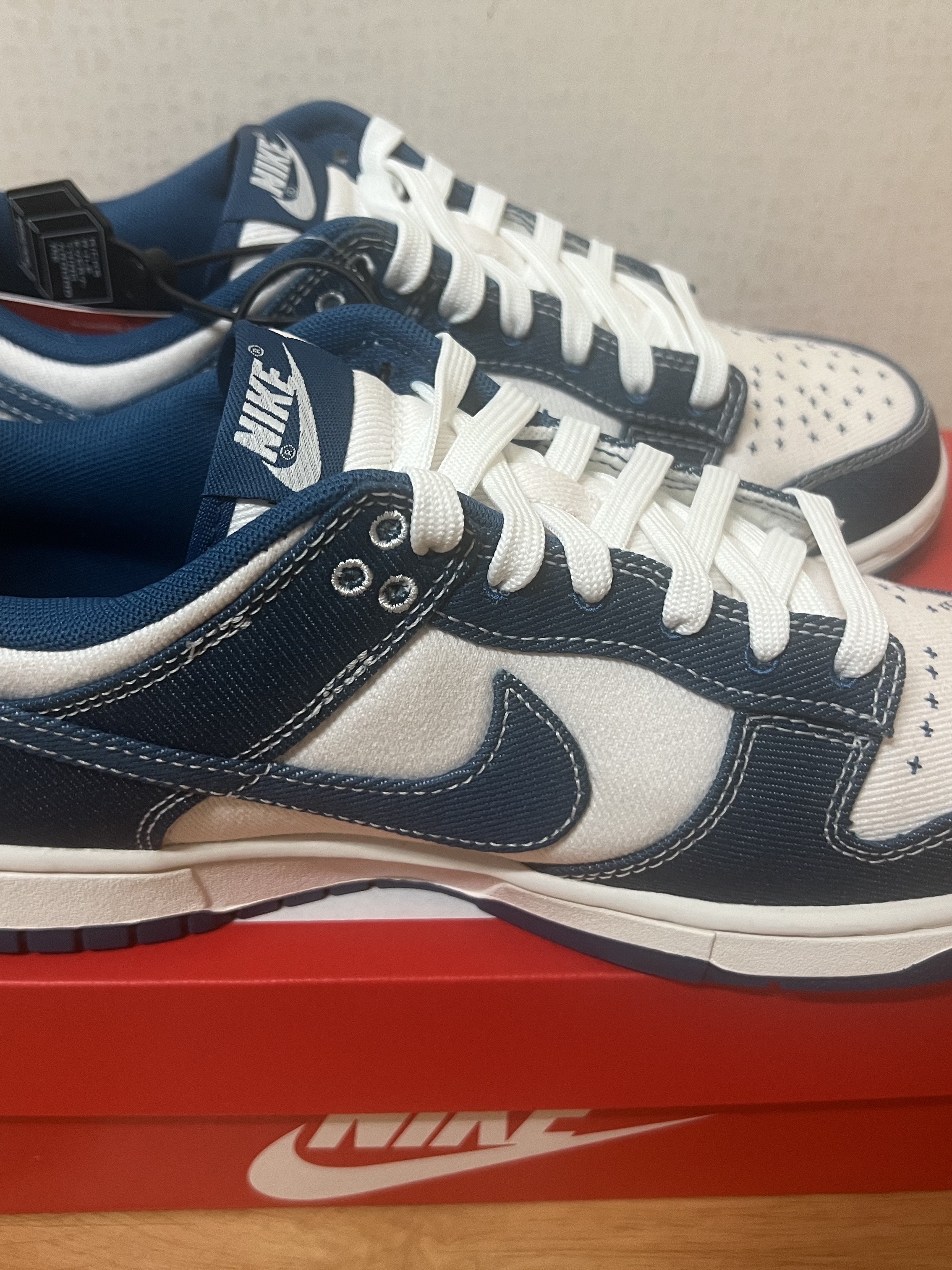 Nike Dunk Low Retro SE Industrial Blue 착용 스타일 - 1