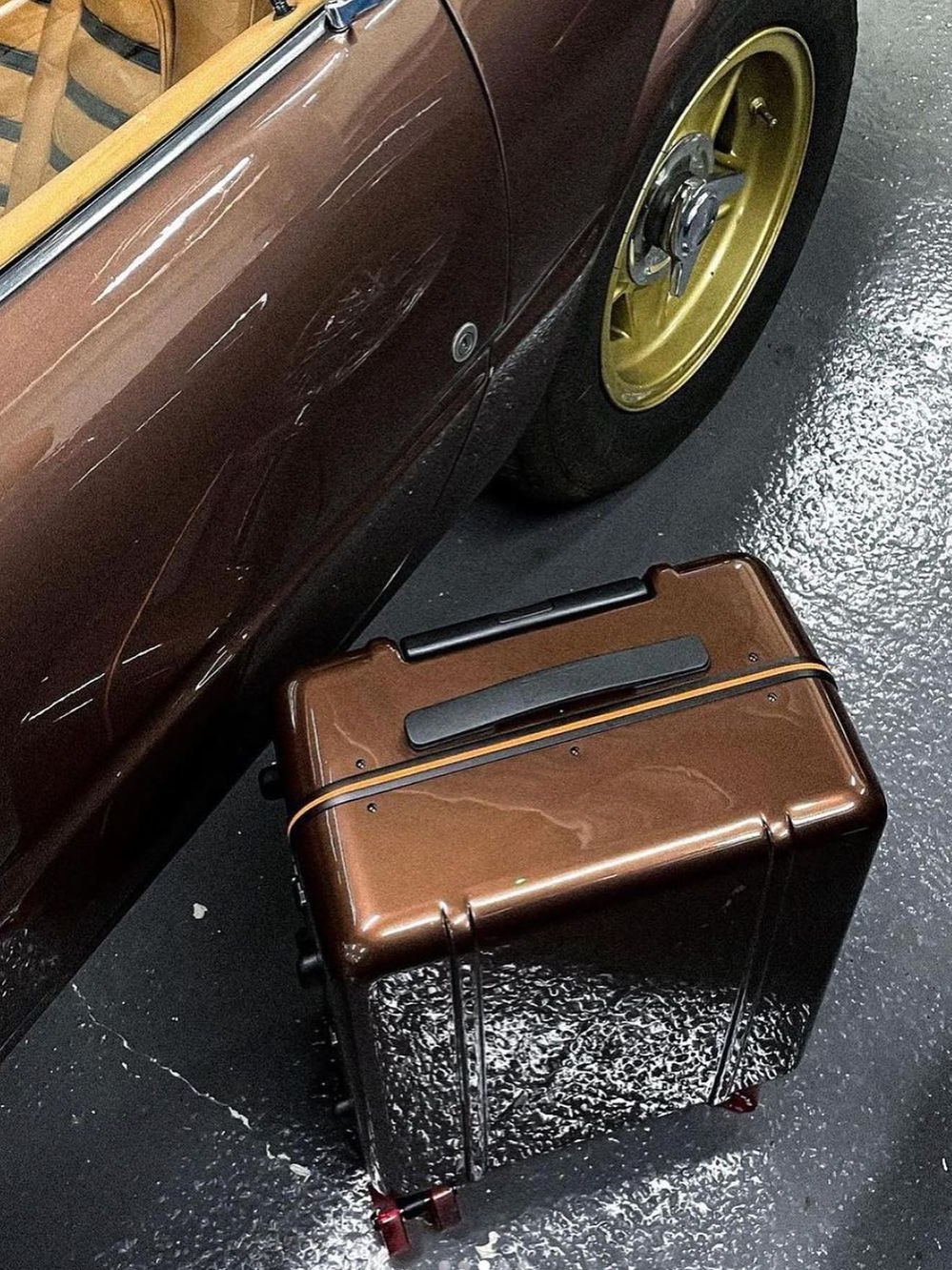 Floyd Cabin Bronco Brown, Floyd Check In Bronco Brown 착용 스타일 - 2