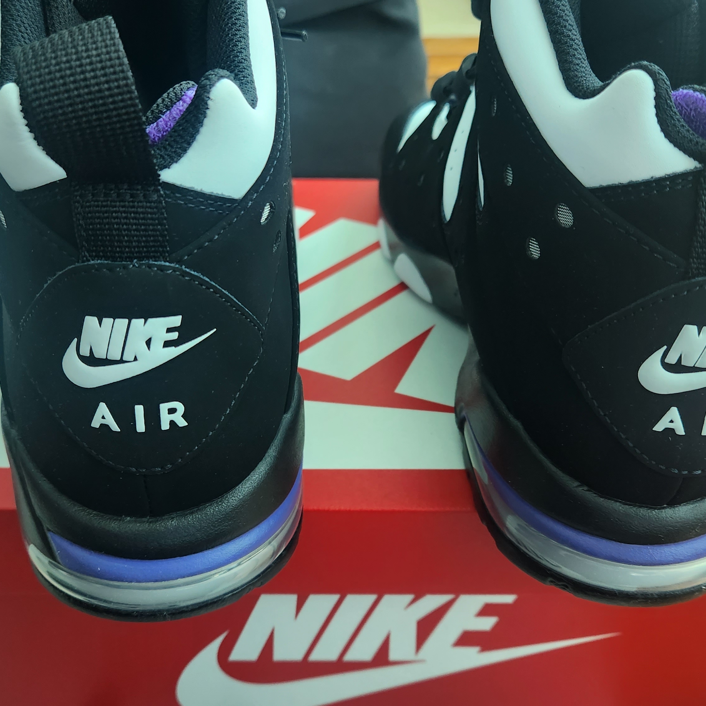 Nike Air Max 2 CB 94 Black and Pure Purple 착용 스타일 - 5