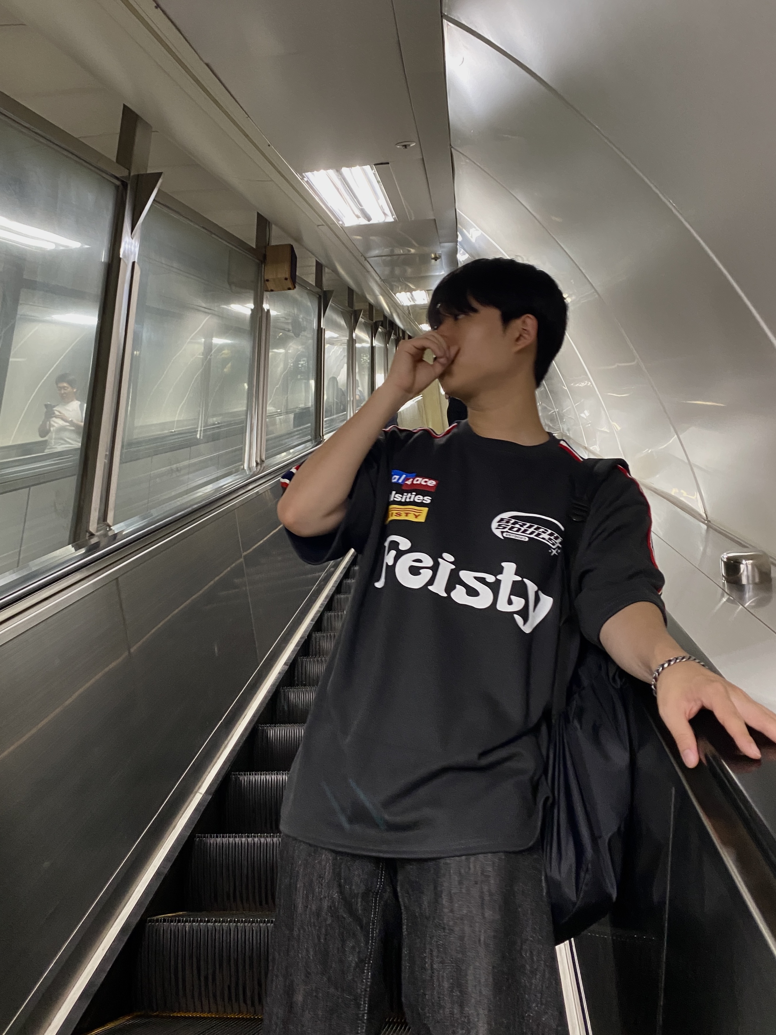 CDG Backpack Black, Nike Air Force 1 '07 Low White 착용 스타일 - 1