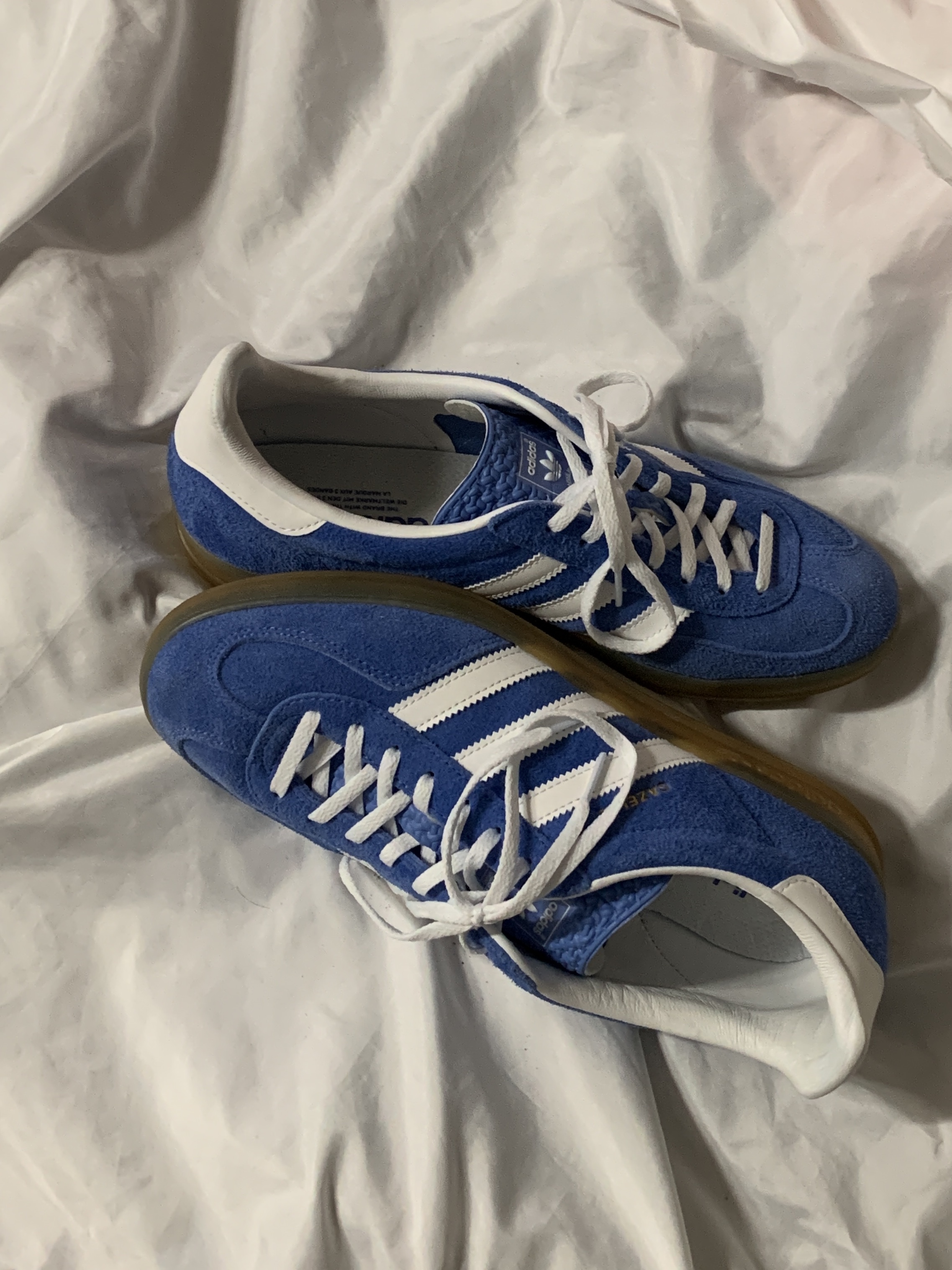 (W) Adidas Gazelle Indoor Blue Fusion Cloud White 착용 스타일 - 3