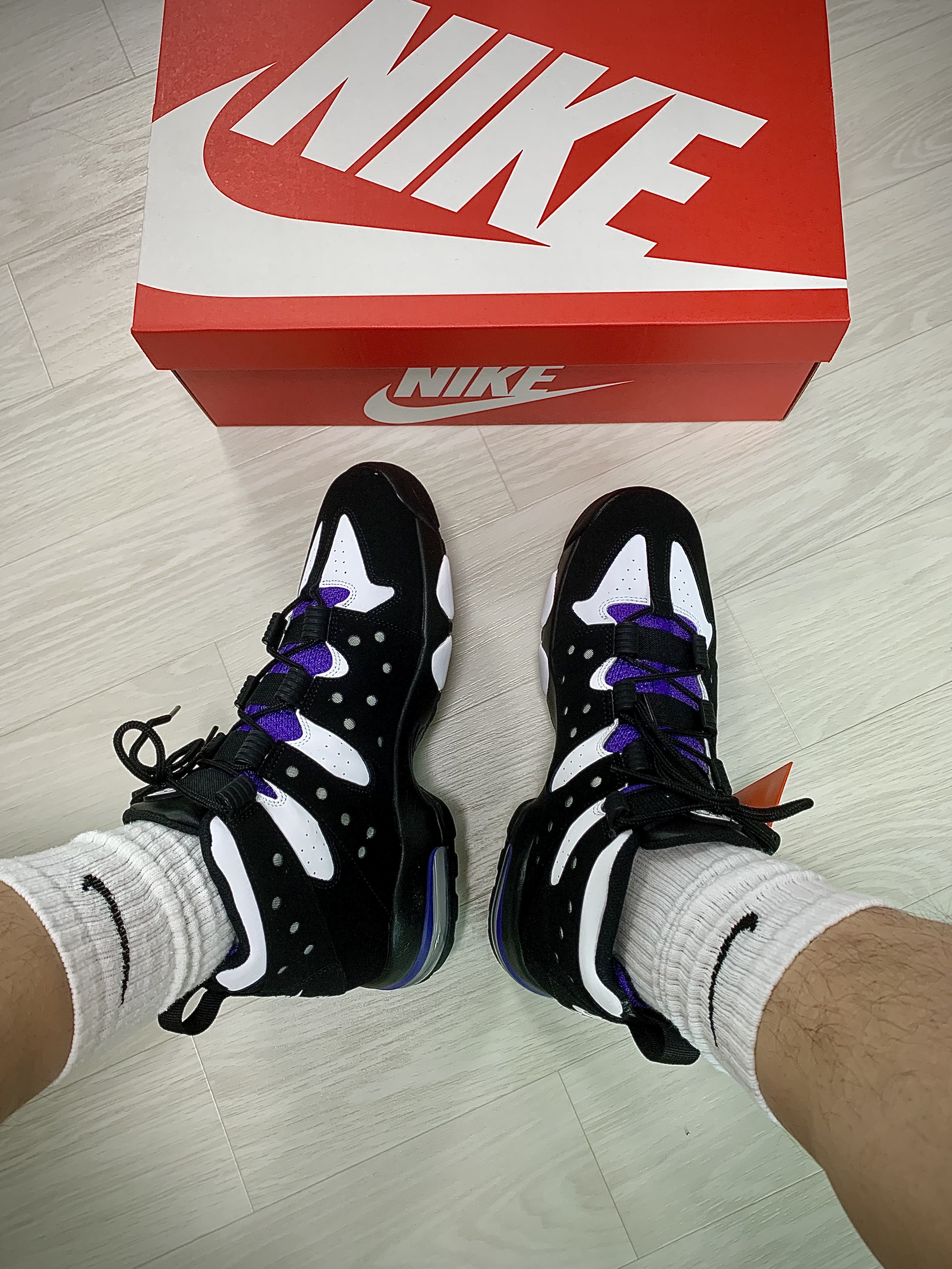 Nike Air Max 2 CB 94 Black and Pure Purple 착용 스타일