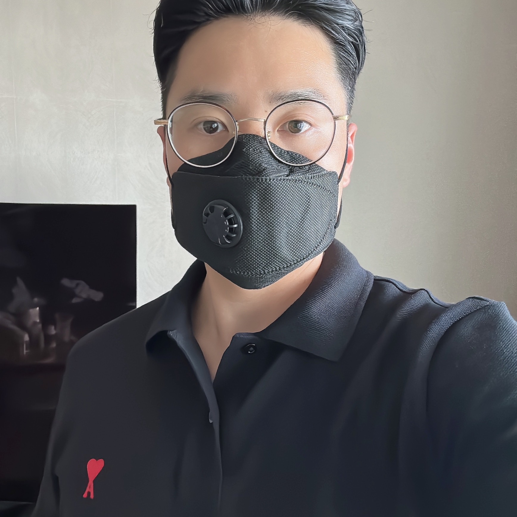 AMI de Coeur Polo Shirt Black 착용 스타일