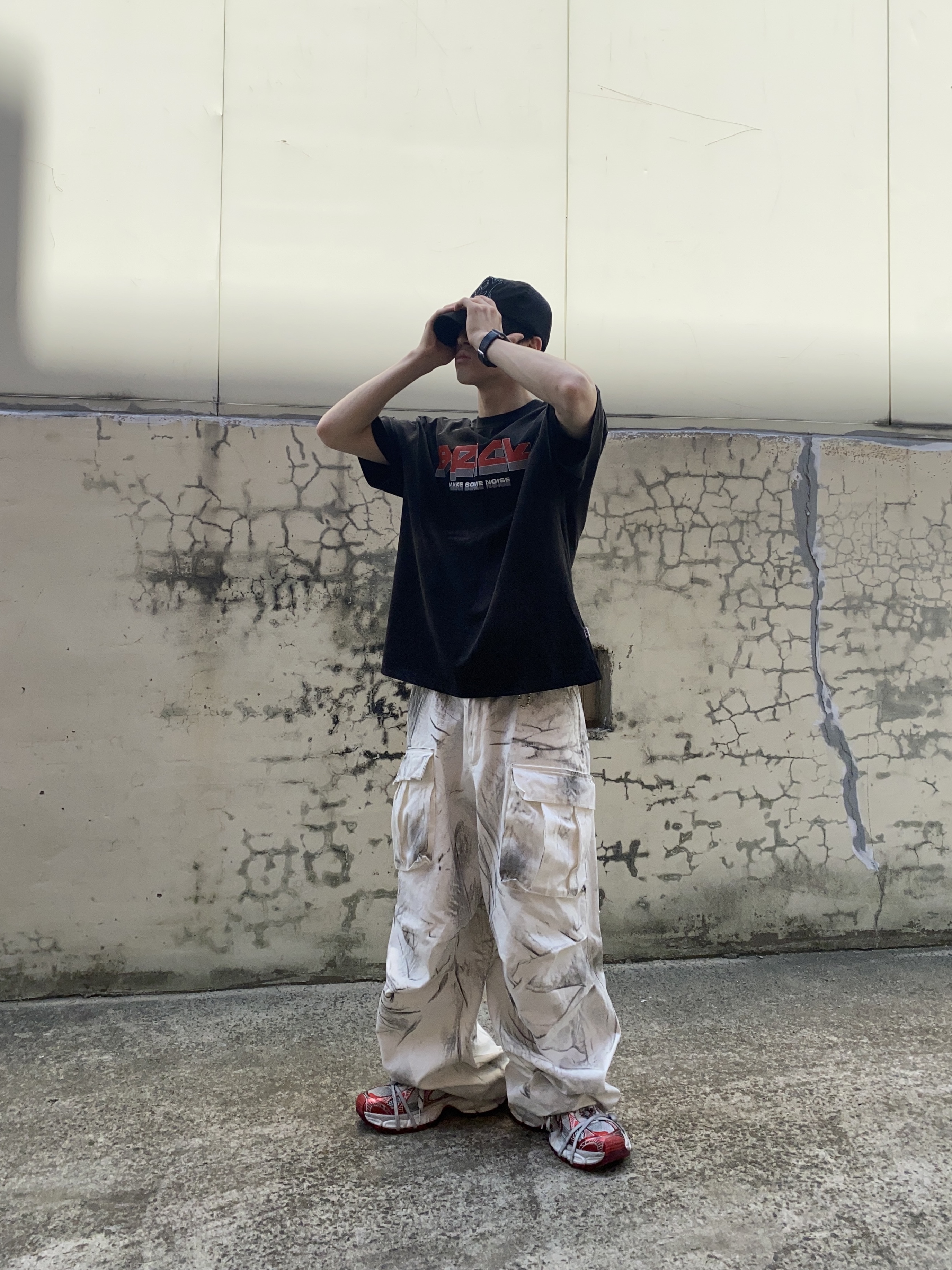 Balenciaga 3XL Sneakers White Red, Nos Couleurs 01 Cargo Pants Dirty Washing 착용 스타일 - 3