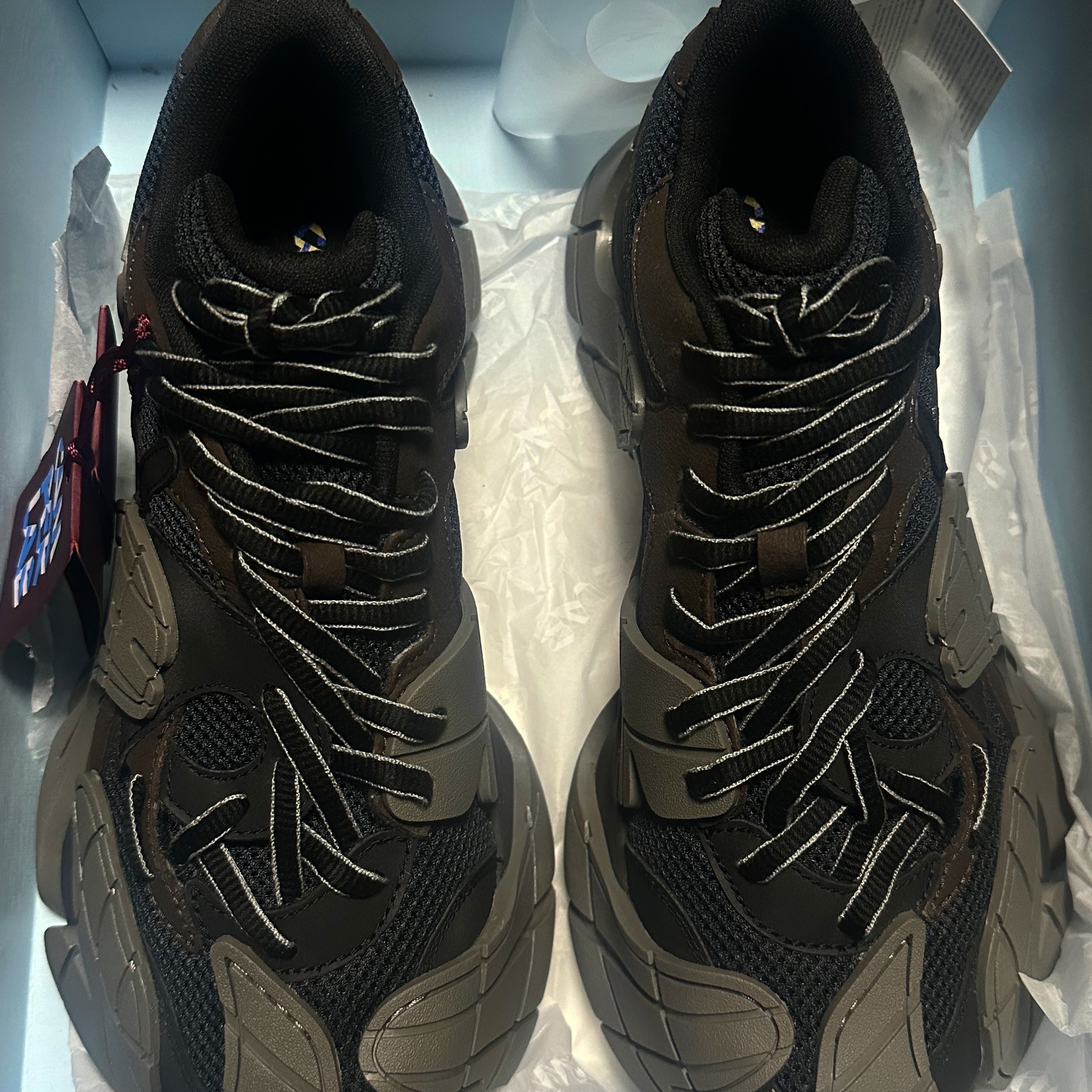 Camper Tormenta Black Gray 착용 스타일 - 3