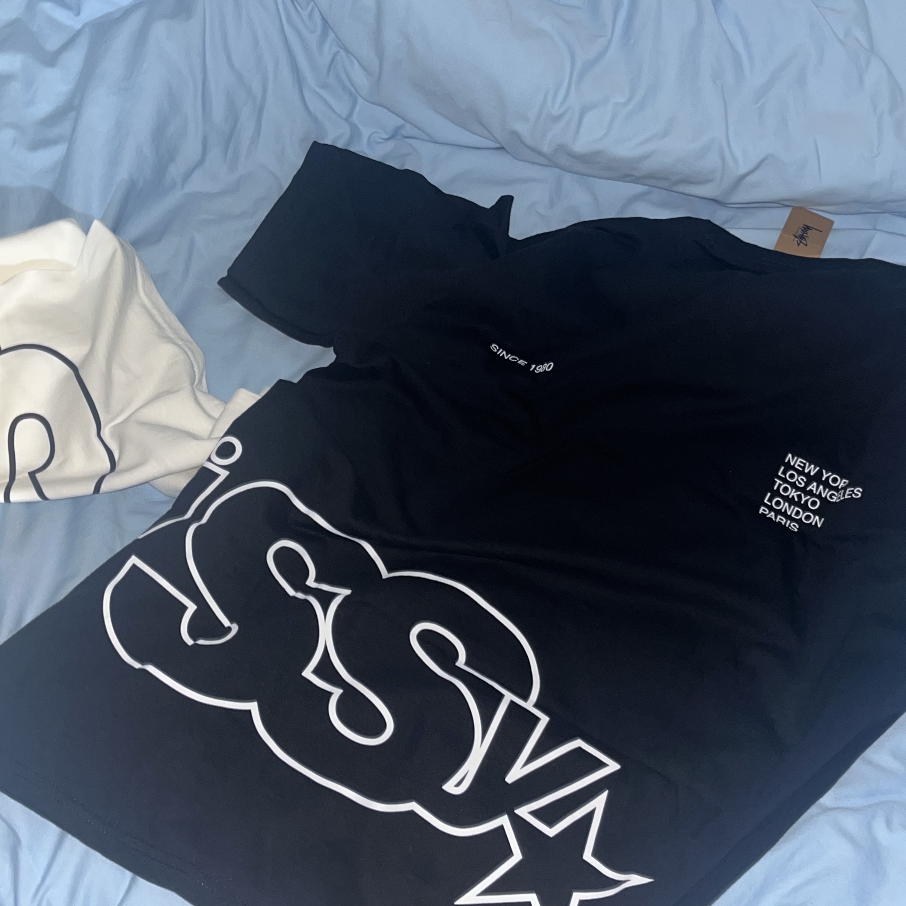 Stussy International Tribe T-shirt Black 착용 스타일 - 3