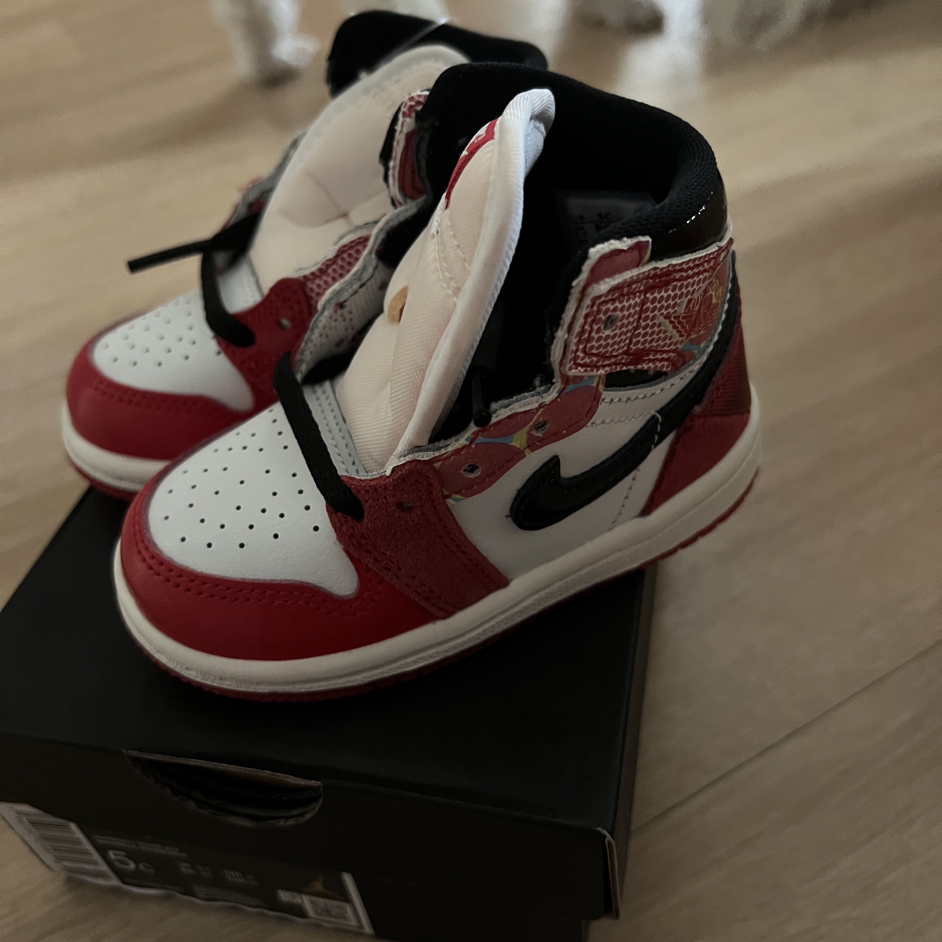 (TD) Jordan 1 Retro High Spider-Man Next Chapter 착용 스타일