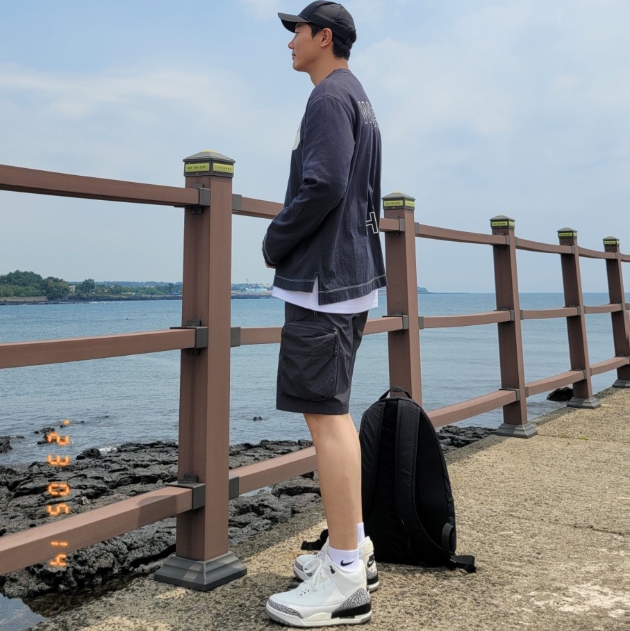 Jordan 3 Retro White Cement Reimagined 착용 스타일 - 1