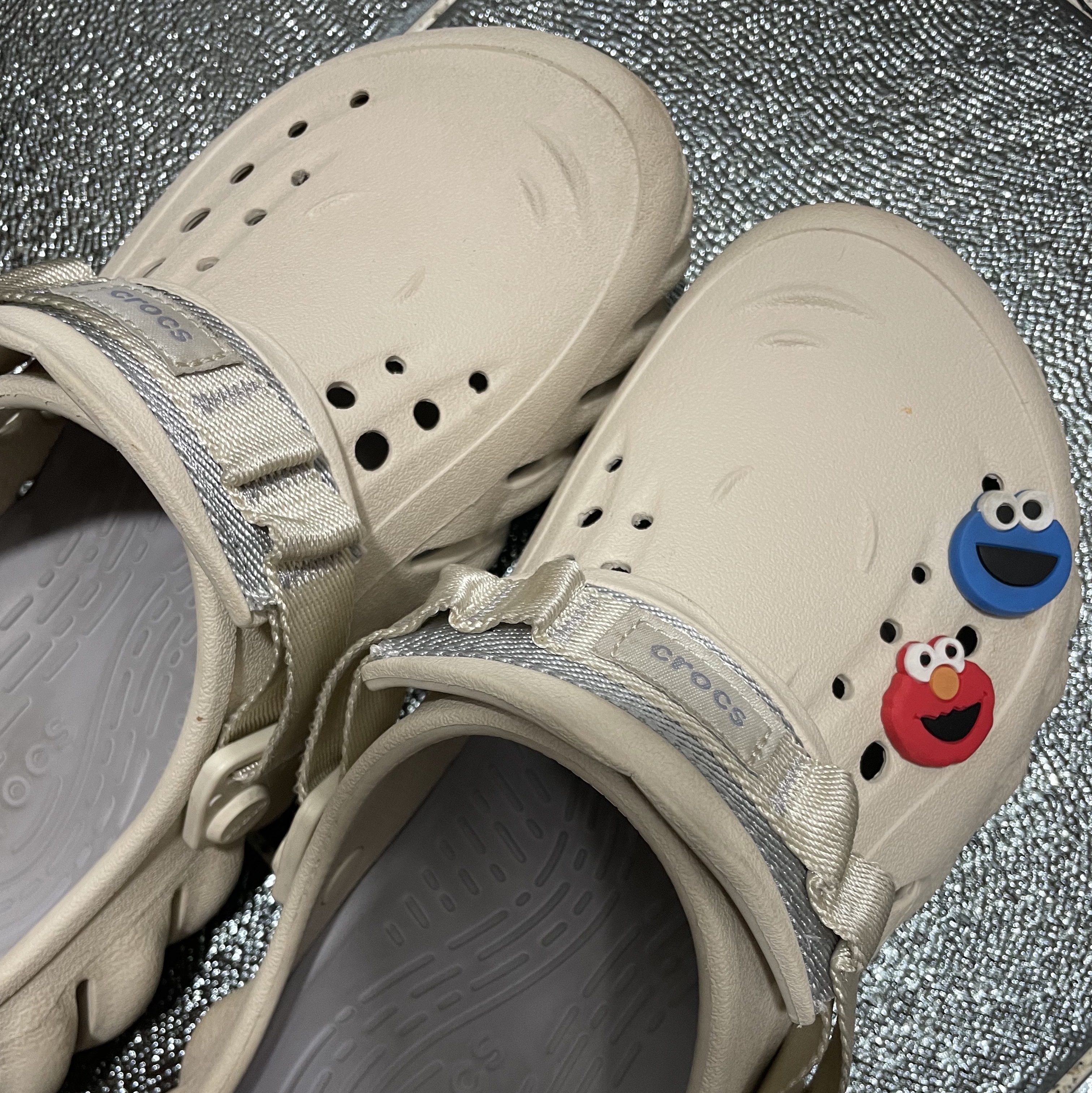 Crocs Echo Clog Stucco 착용 스타일