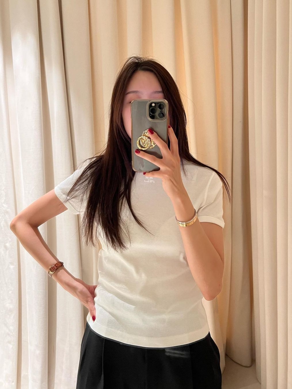 (W) Courreges Classic Rib T-Shirt White, (W) Courreges Classic Rib T-Shirt Orange Fluo Bleach 착용 스타일