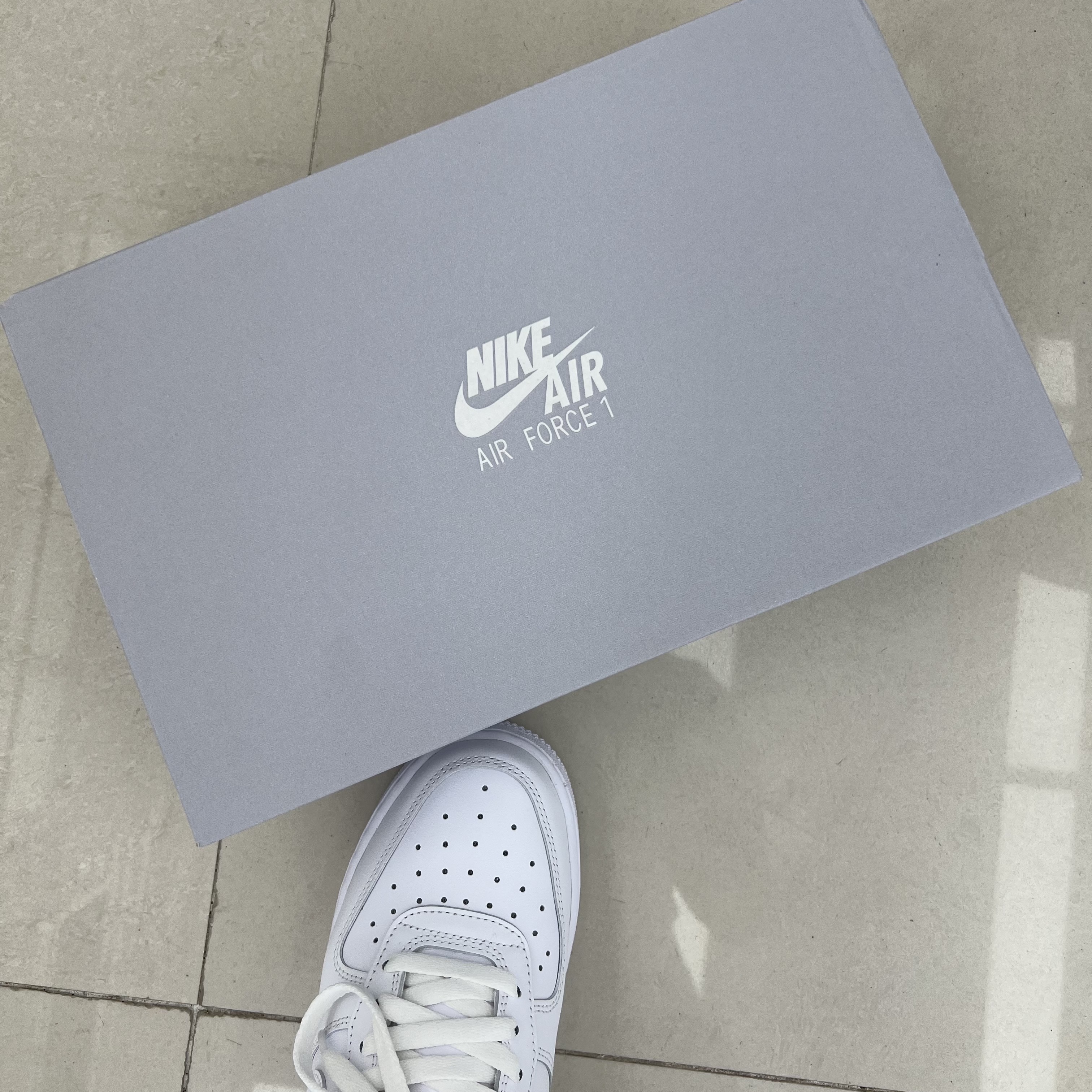 Nike Air Force 1 '07 Low White 착용 스타일