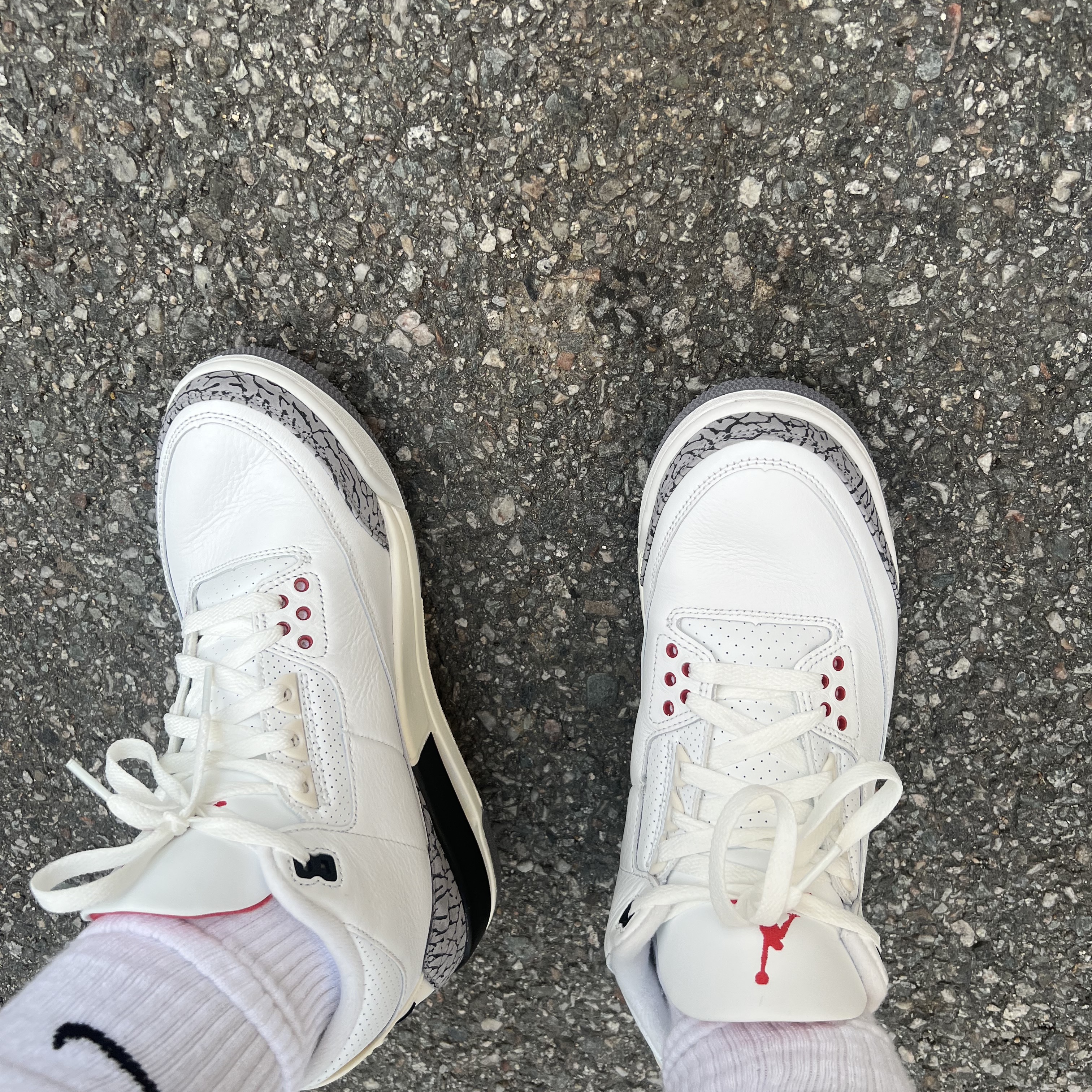 Jordan 3 Retro White Cement Reimagined 착용 스타일