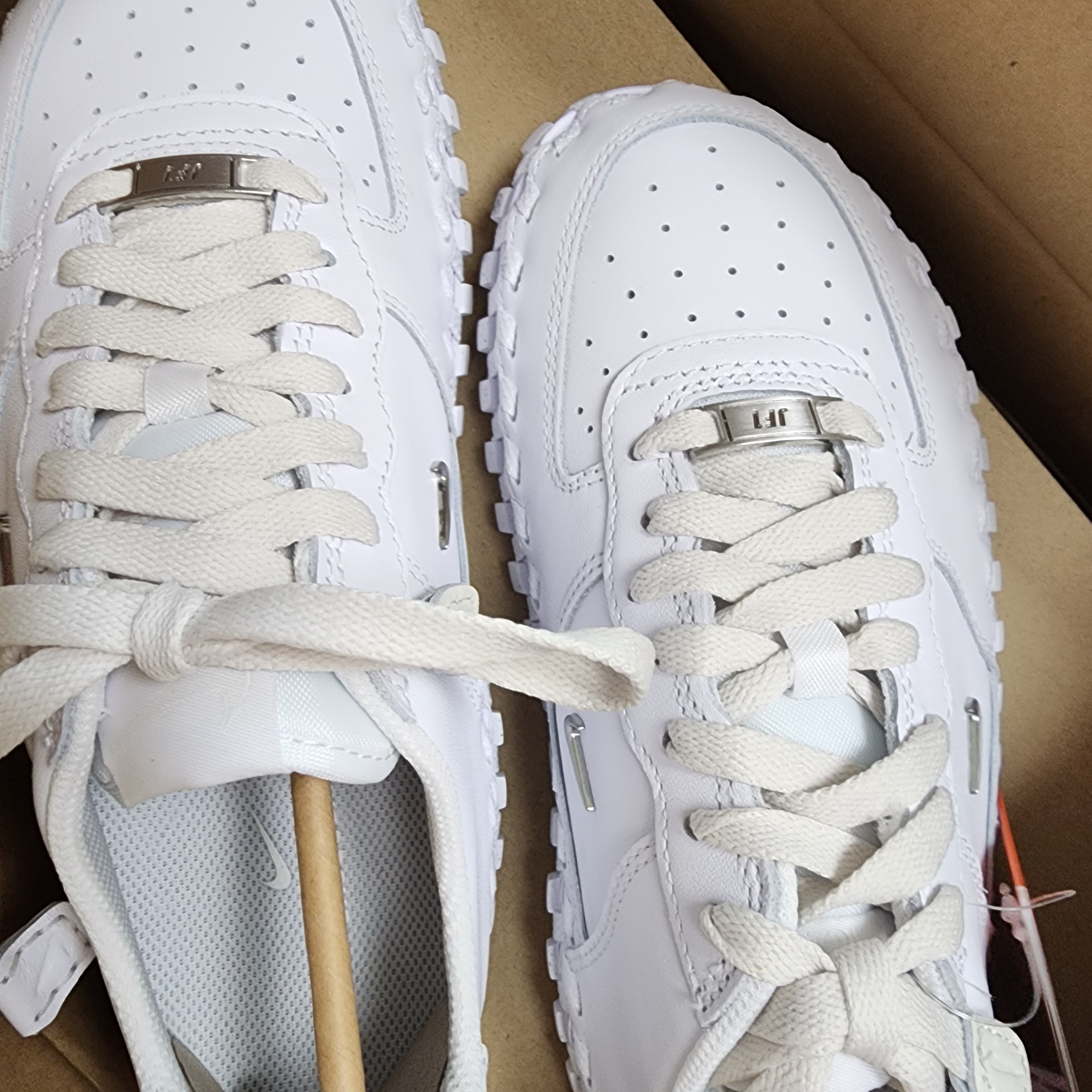 Nike x Jacquemus J Force 1 Low LX SP White 착용 스타일 - 1