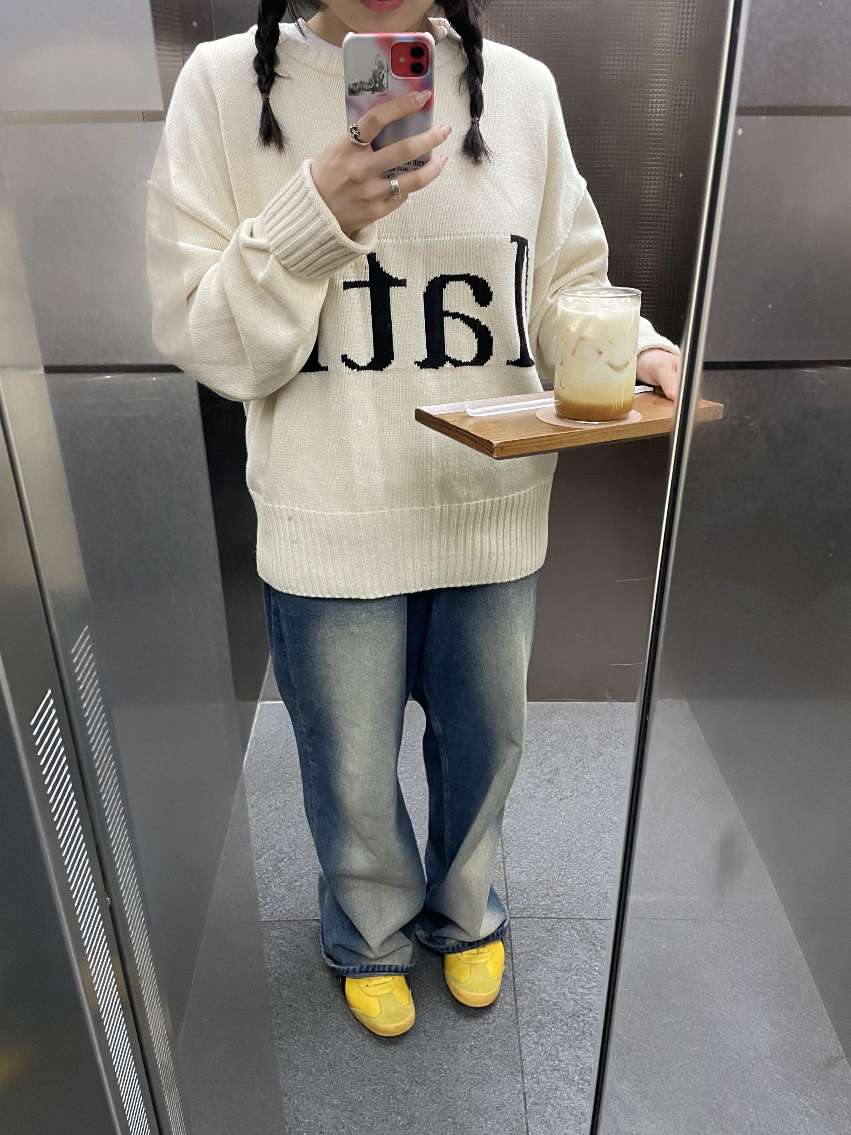 Onitsuka Tiger Mexico 66 Yellow Black, Matin Kim Big Logo Knit Pullover Black 착용 스타일 - 1