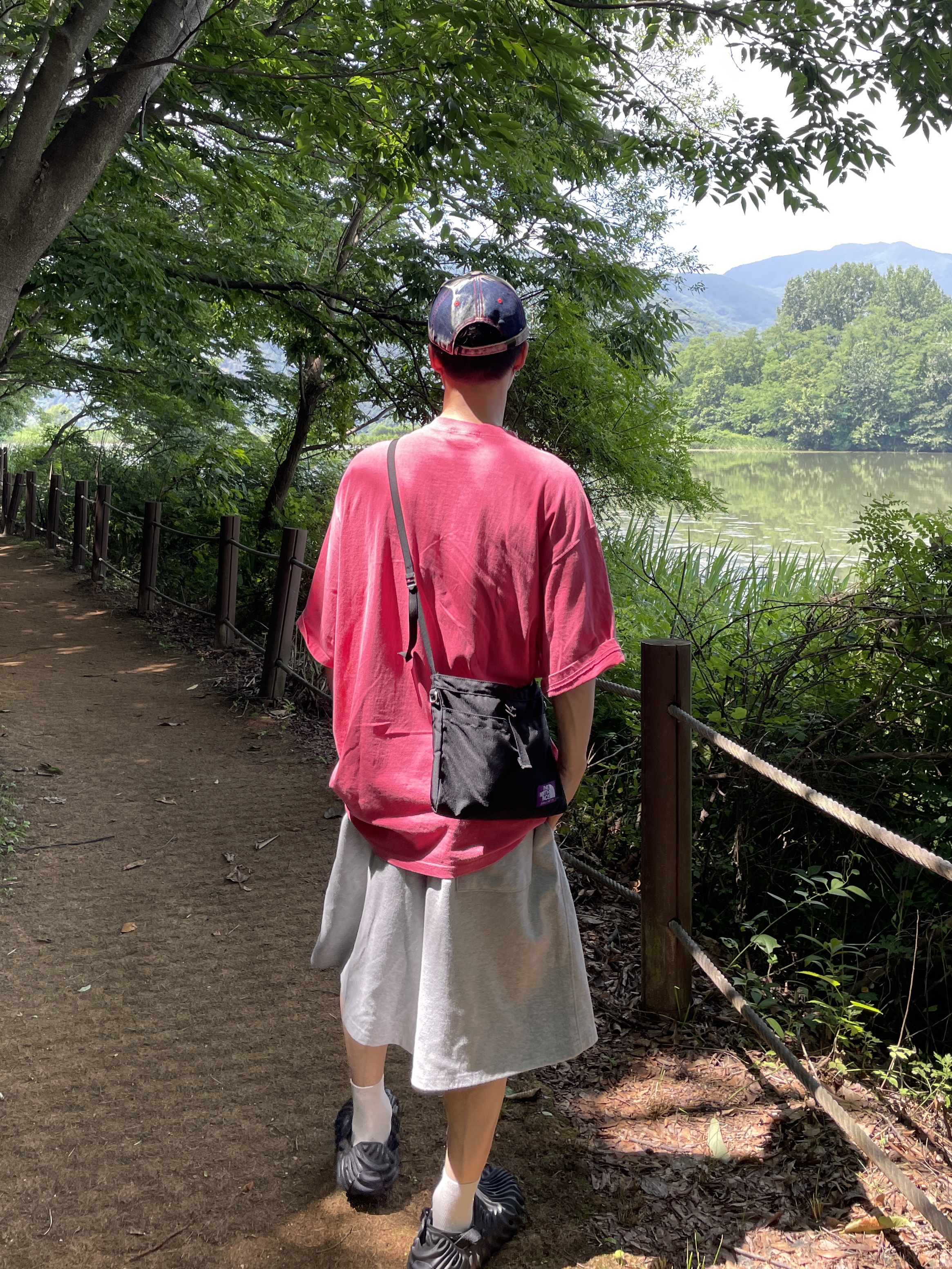 Diesel C-Seymon Treated Denim Baseball Cap Blue White, Crocs x Salehe Bembury Pollex Clog Sasquatch 착용 스타일 - 3