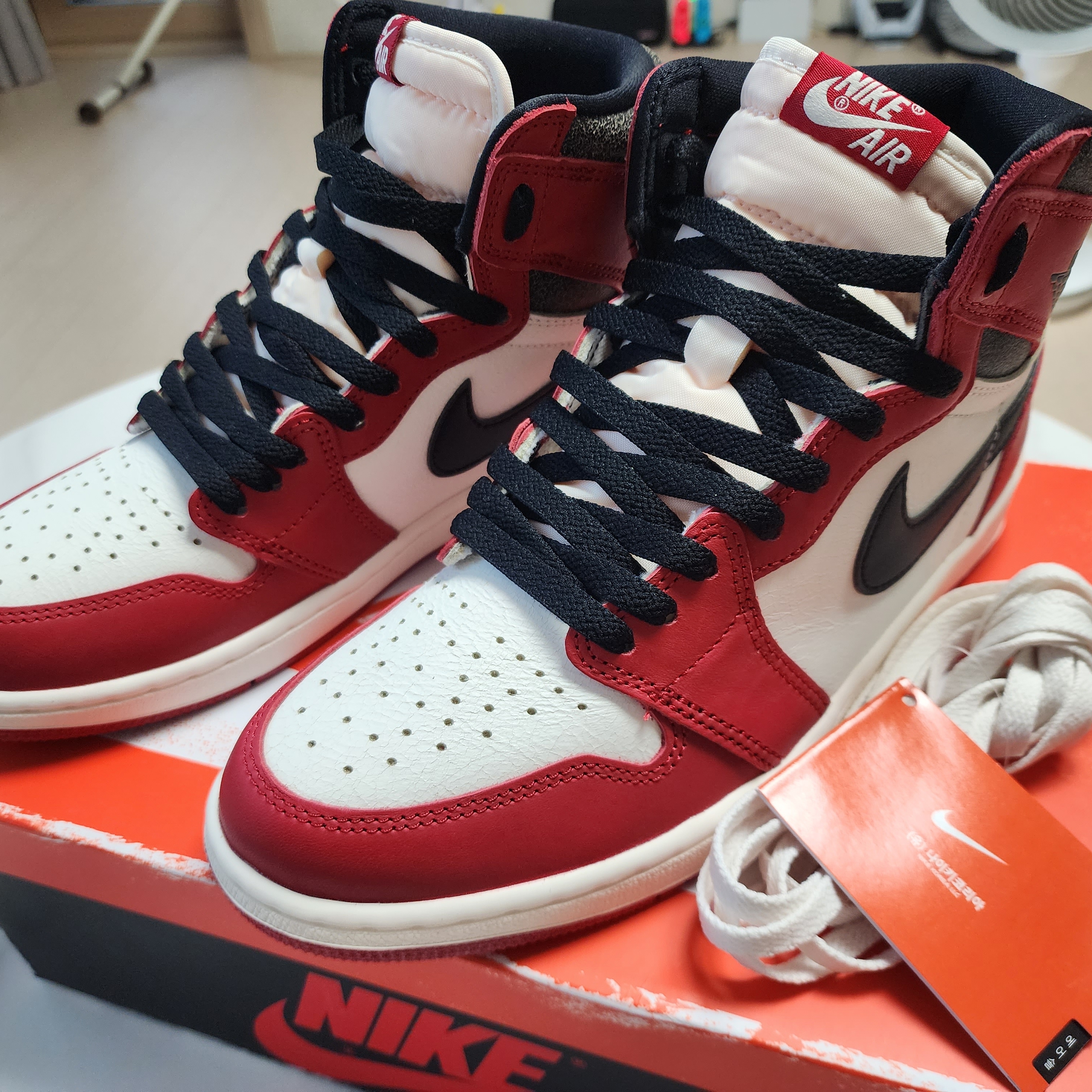 Jordan 1 Retro High OG Chicago 2022 착용 스타일 - 4