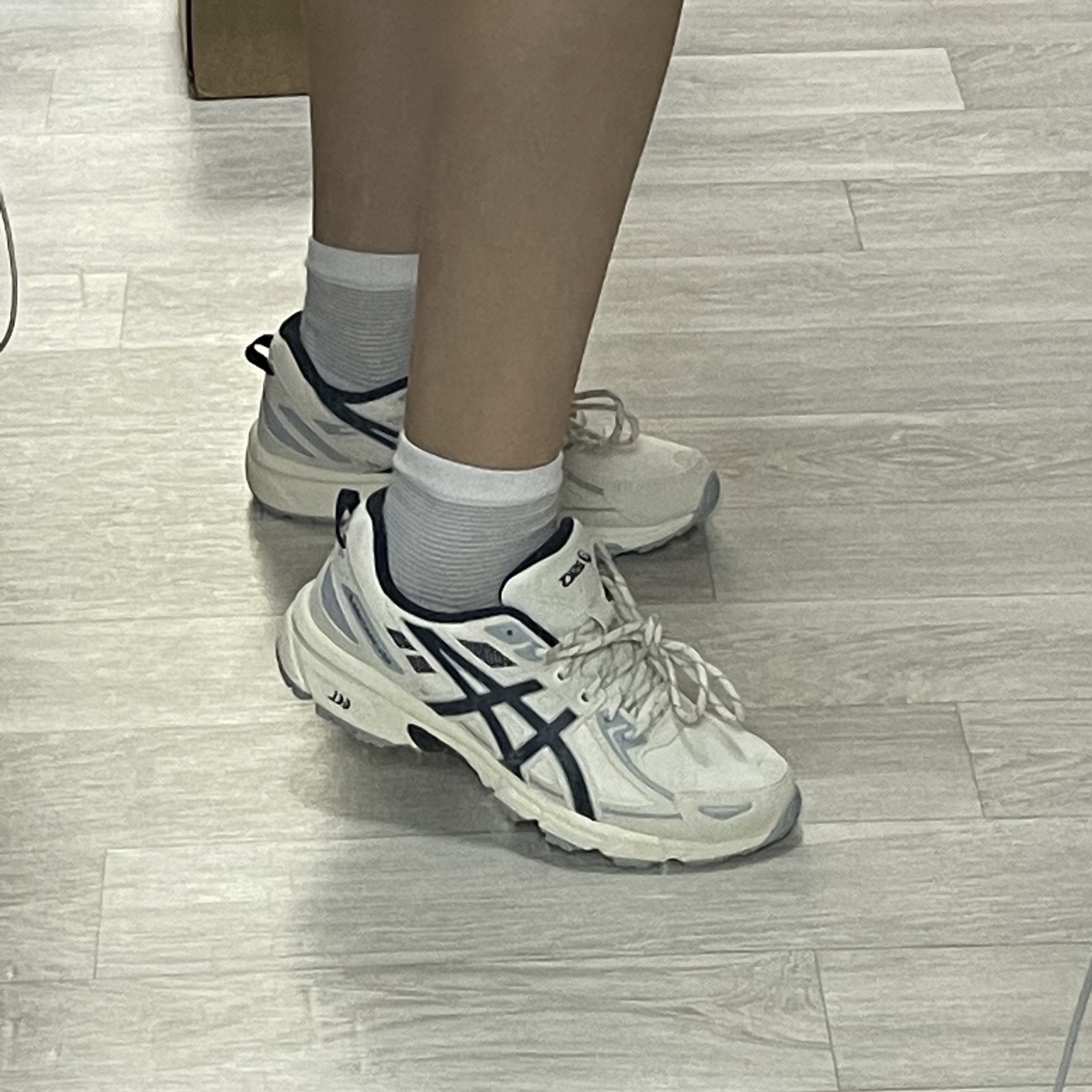 Asics Gel-Venture 6 SPS Birch French Blue 착용 스타일 - 2