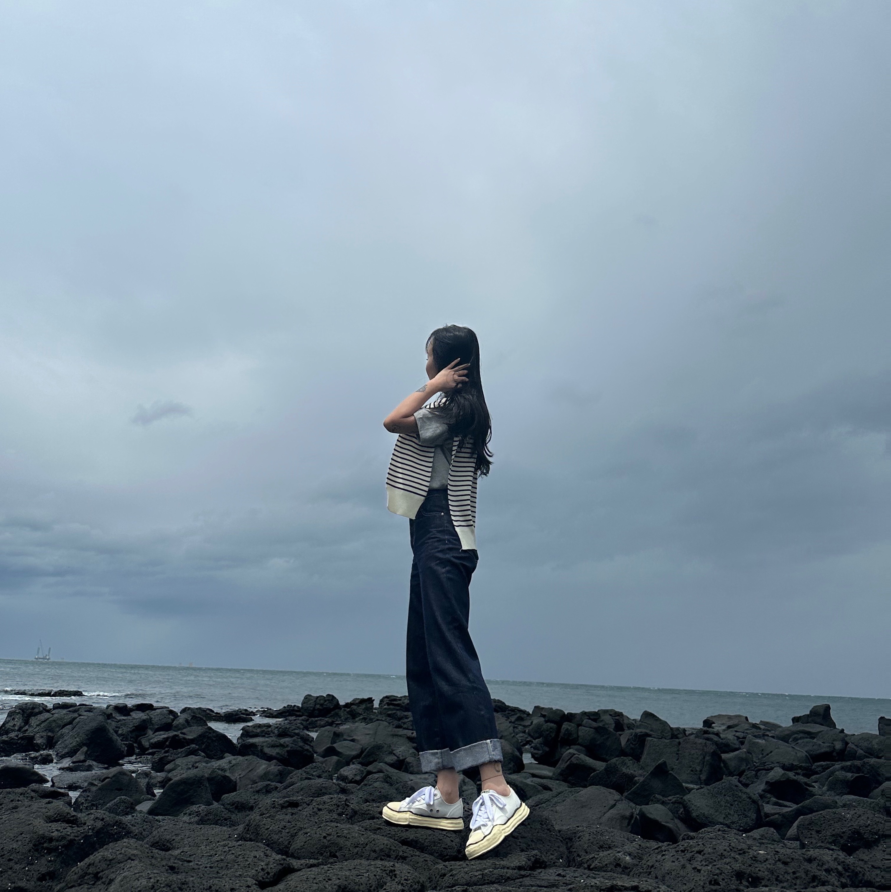 Maison Mihara Yasuhiro Peterson VL OG Sole Canvas Low-top Sneakers White 착용 스타일