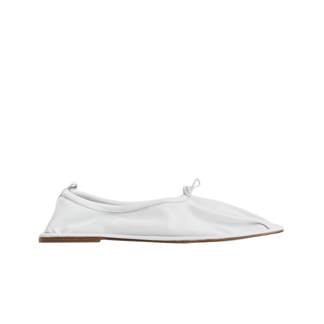 (W) 헤레우 푼테라 플리티드 토 펌프 화이트((W) Hereu Puntera Pleated Toe Pump White)