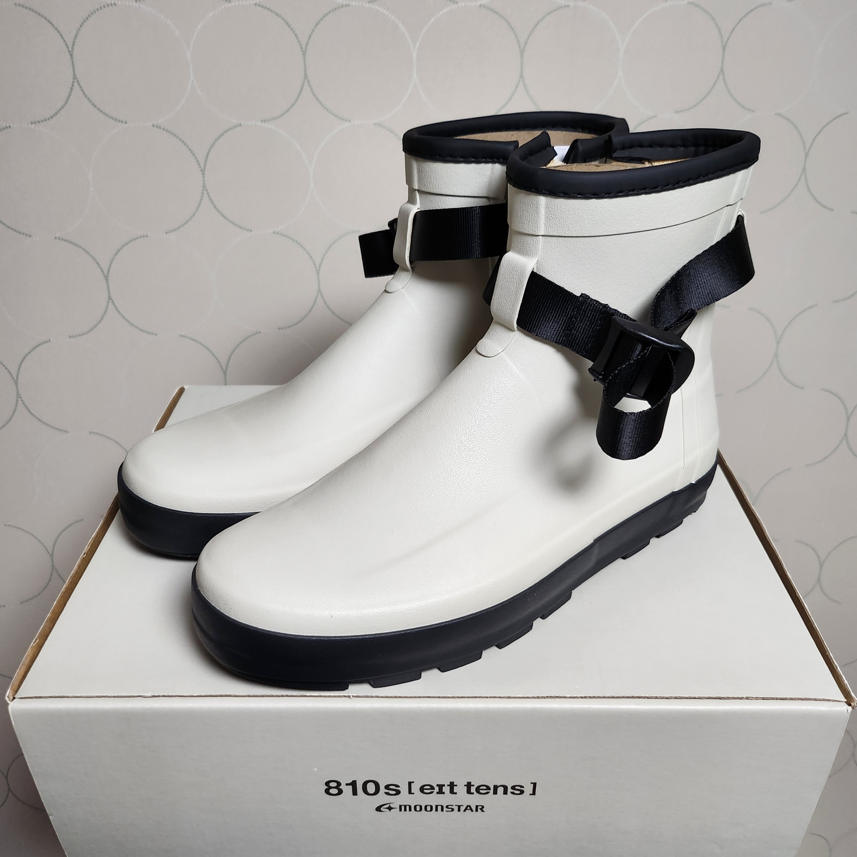 Moonstar 810s ET027 Marke Modi White 착용 스타일