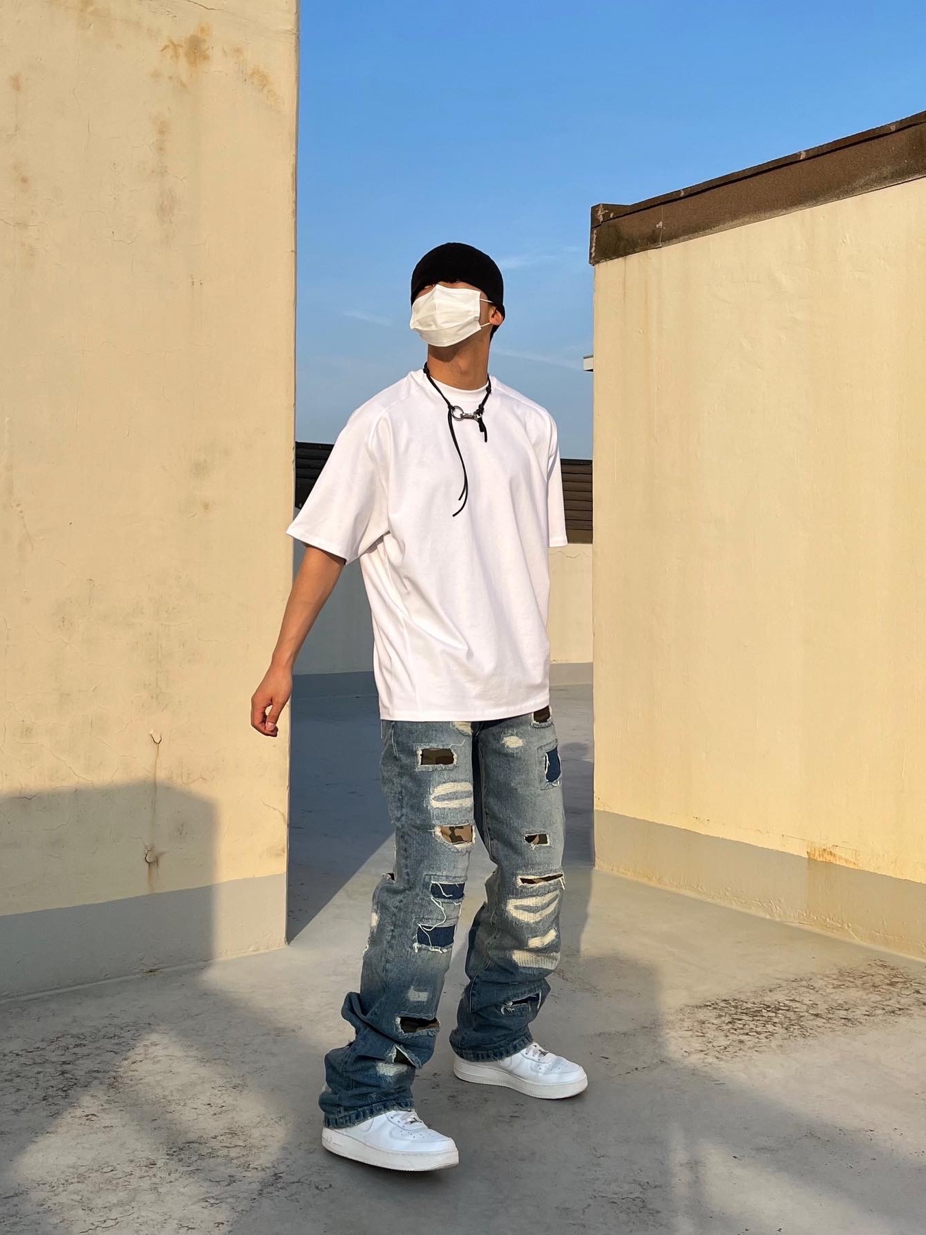 Our Legacy Ladon Leather Keychain Black, Nike Air Force 1 '07 Low White 착용 스타일