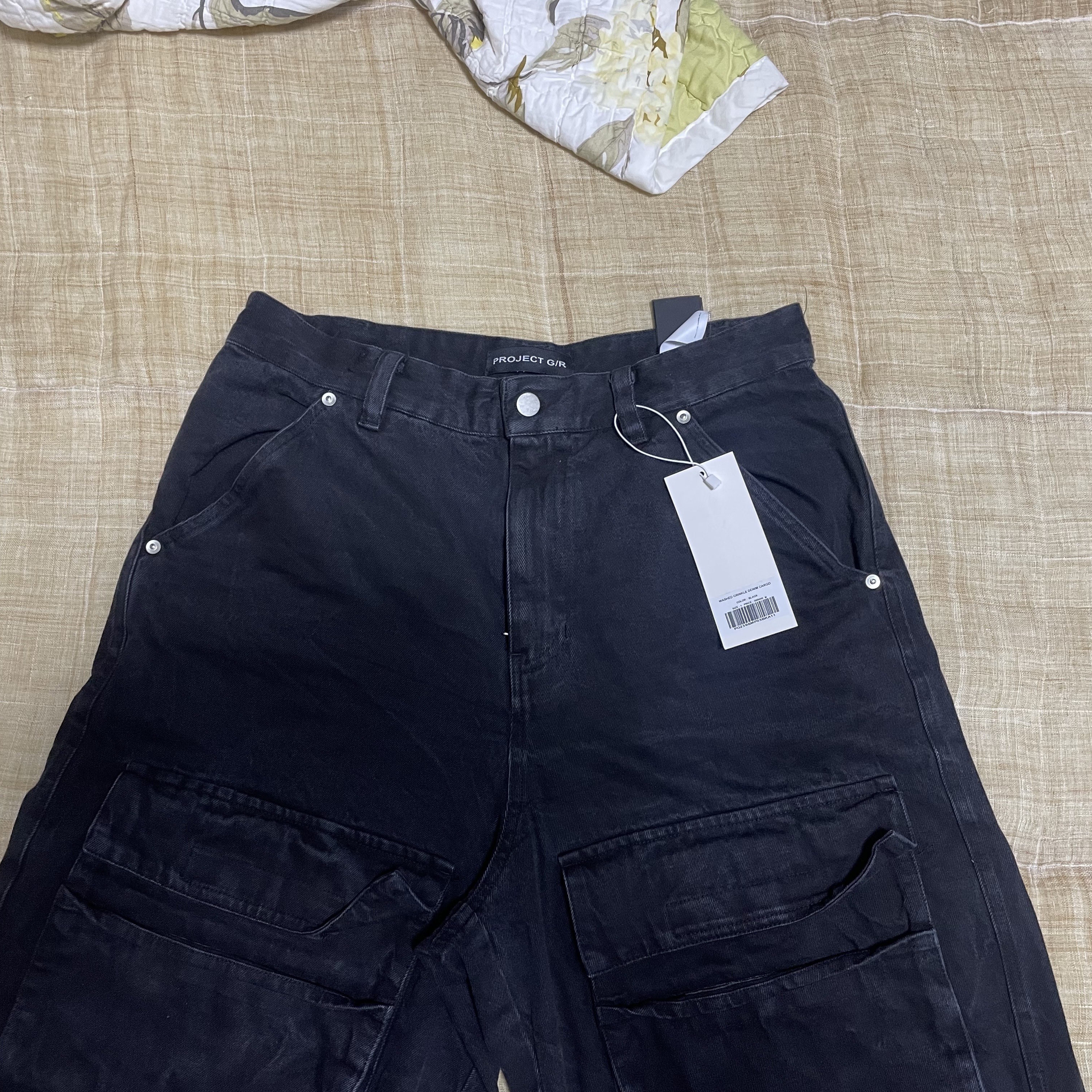 Project G/R Crinkle Denim Cargo Pants Black 착용 스타일 - 2