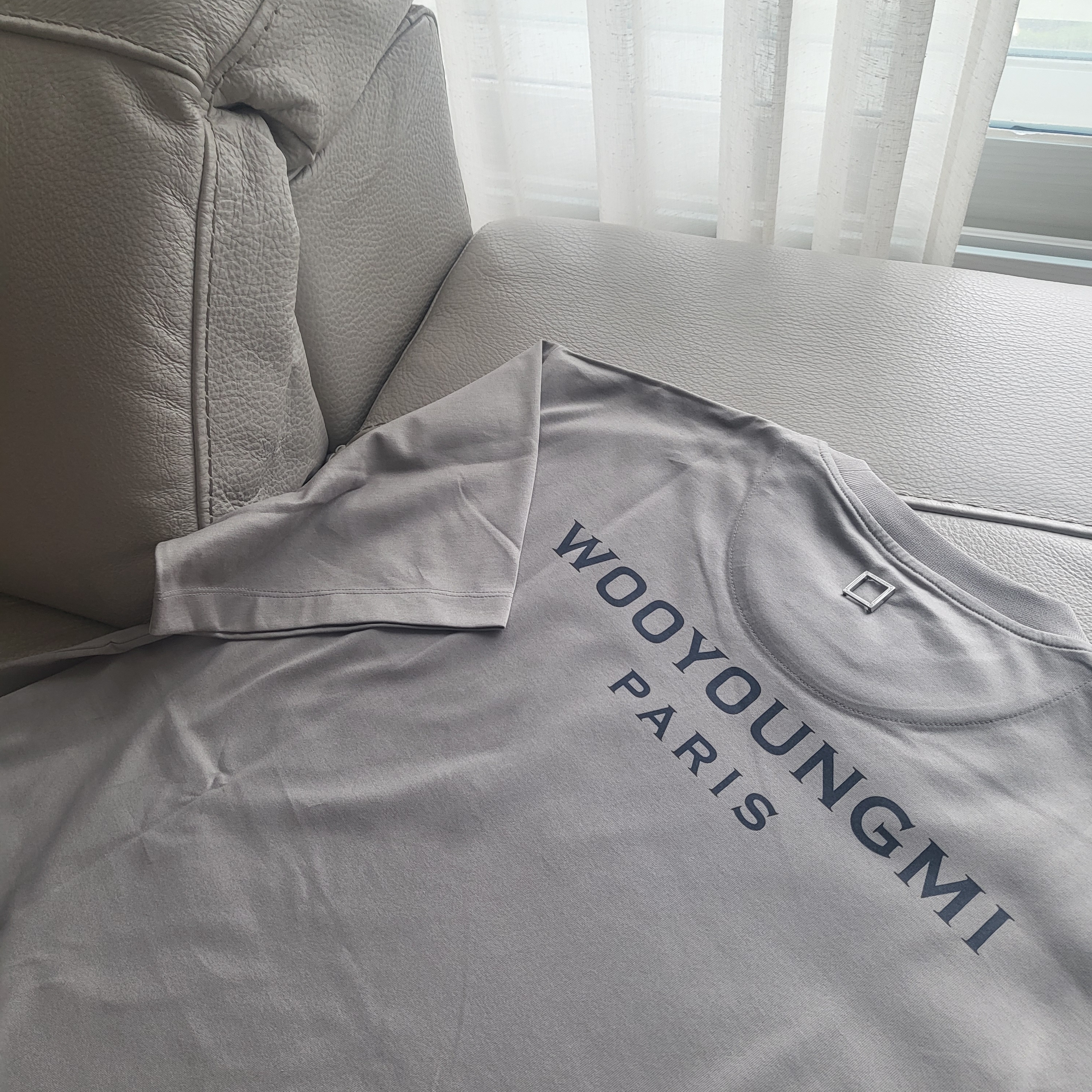 Wooyoungmi Cotton Back Logo T-Shirt Grey - 23SS 착용 스타일