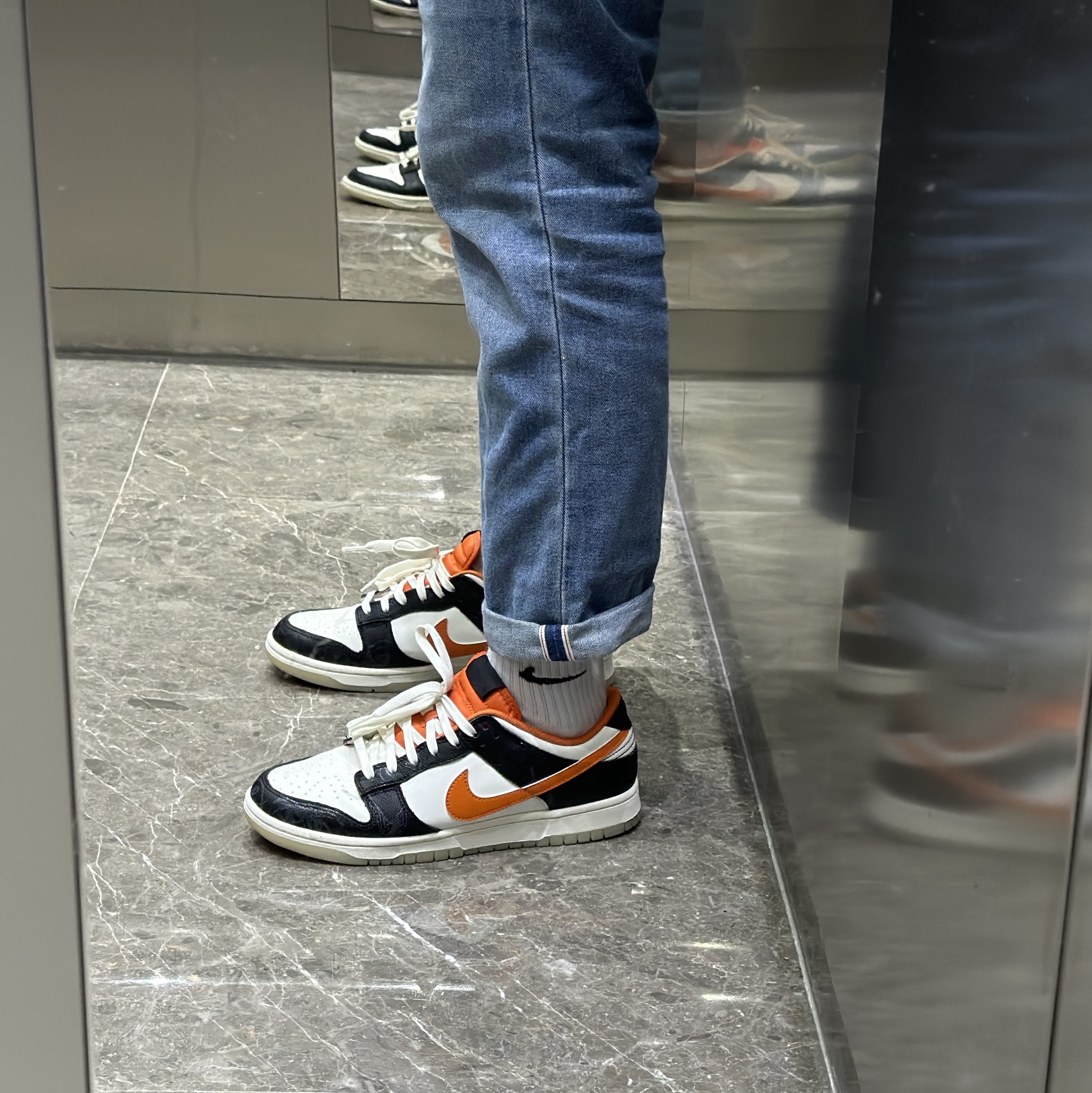 Nike Dunk Low Retro PRM Halloween 착용 스타일