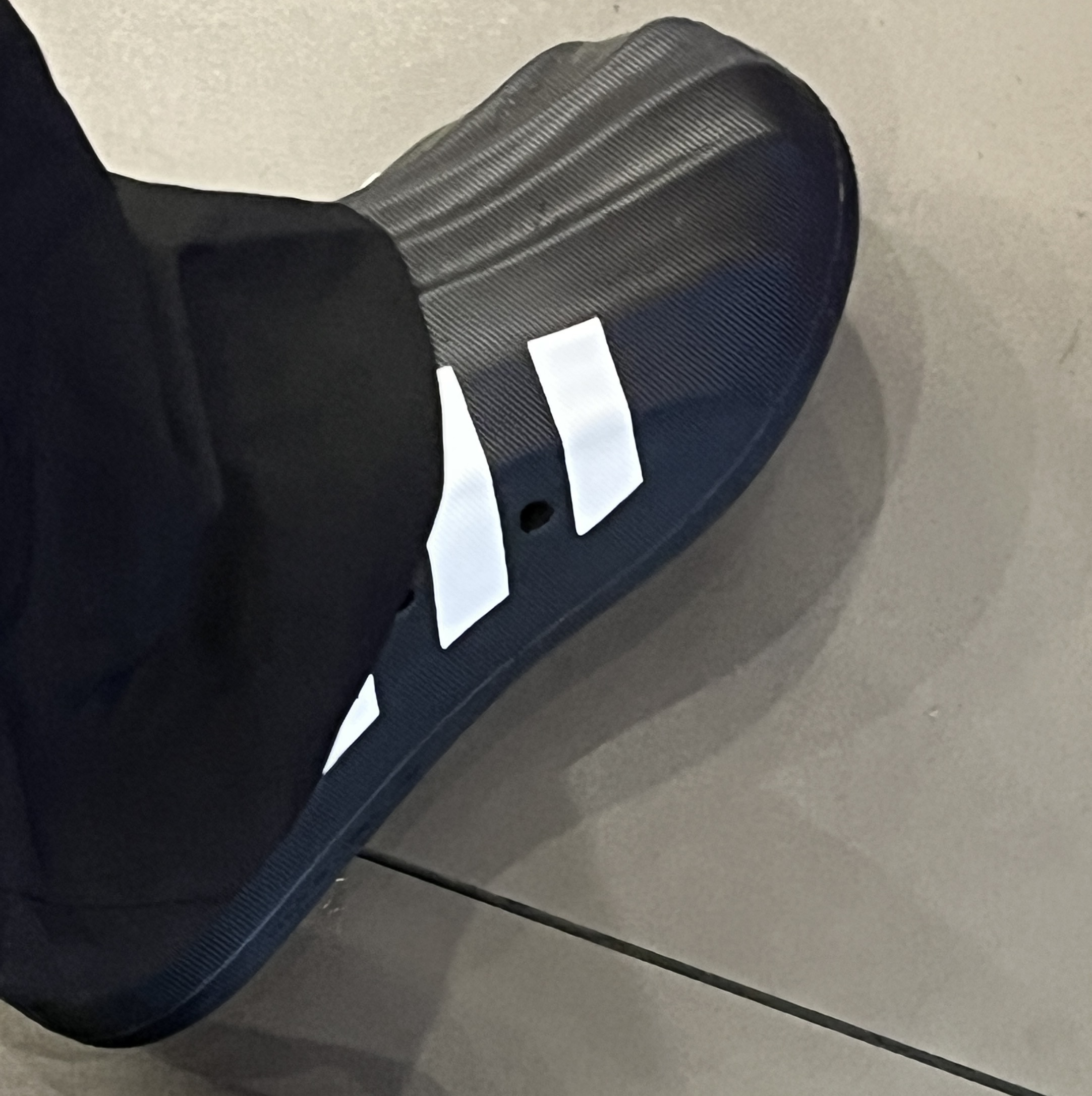 Adidas Adifom Superstar Core Black Cloud White 착용 스타일