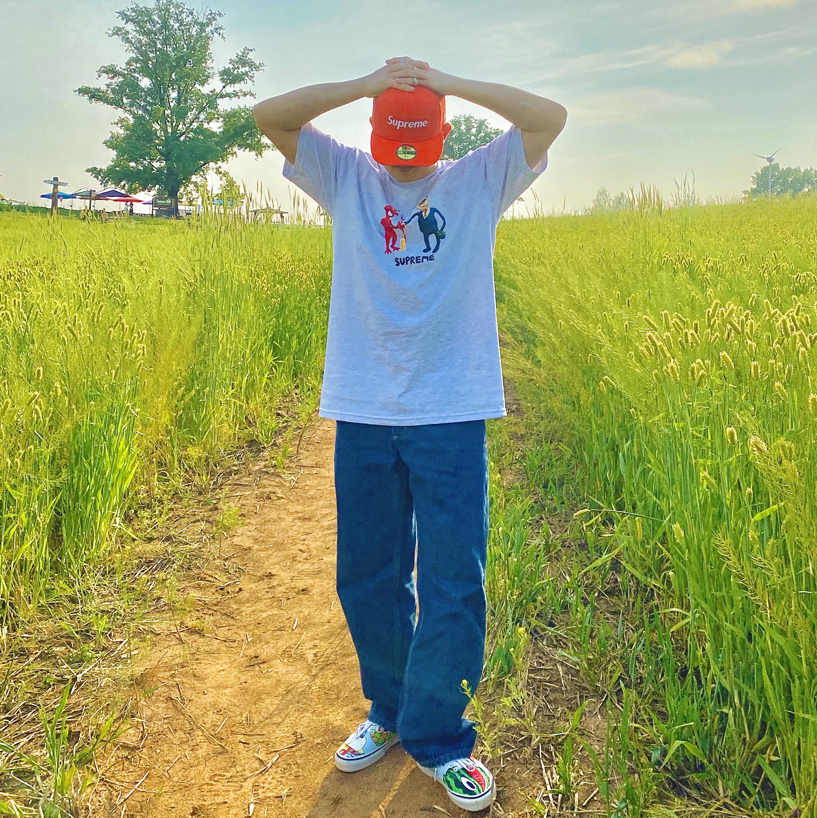 Supreme Box Logo Mesh Back New Era Orange - 23SS, Supreme Business T-Shirt Ash Grey - 23SS 착용 스타일 - 4