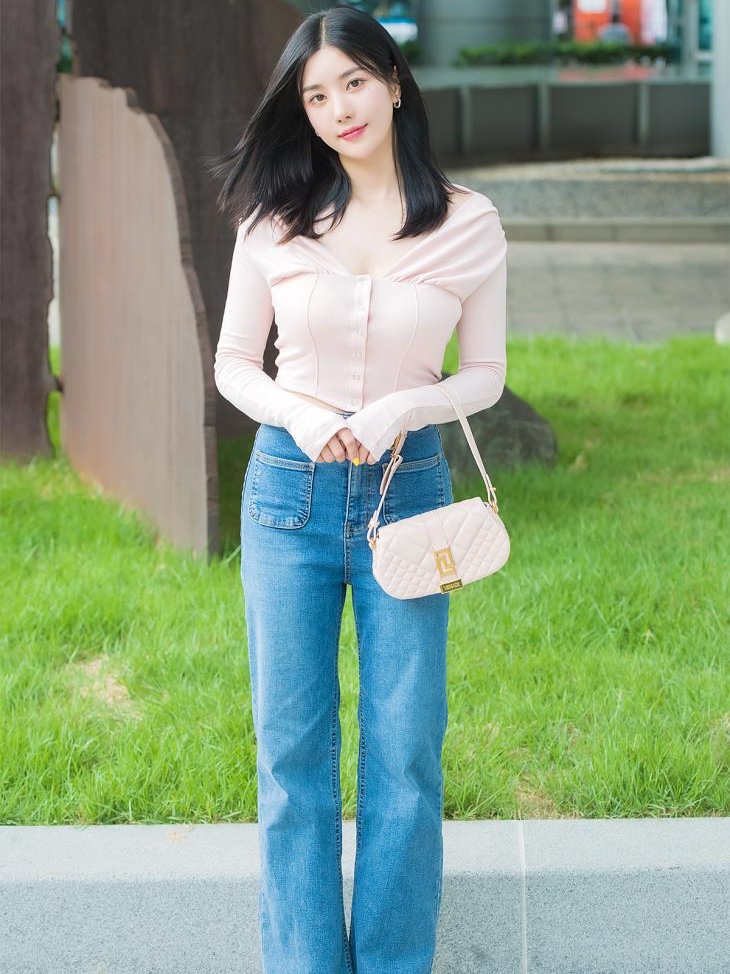 걸그룹 패션 수집가 🫧님의 스타일 - 1