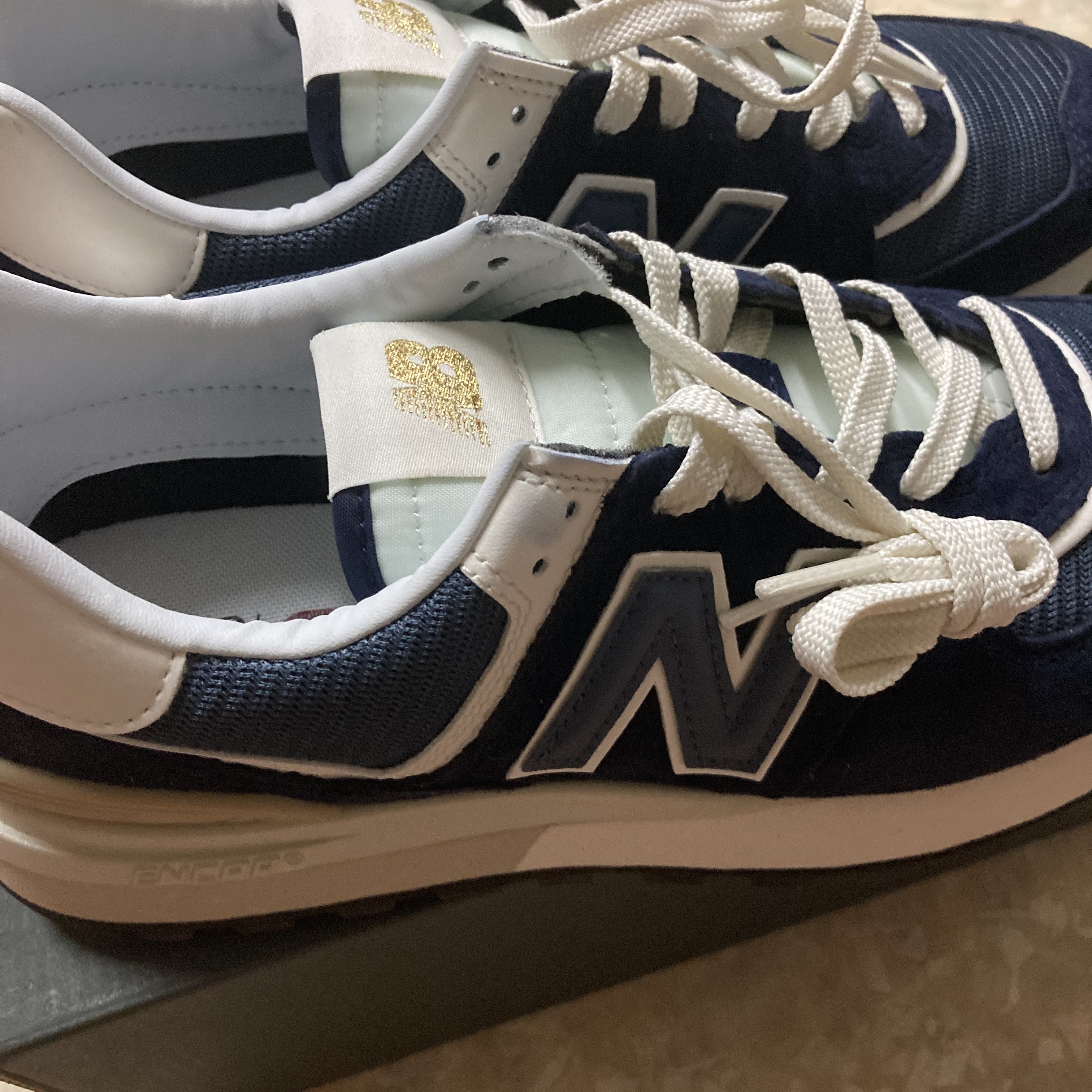 New Balance 574 Legacy Navy 착용 스타일