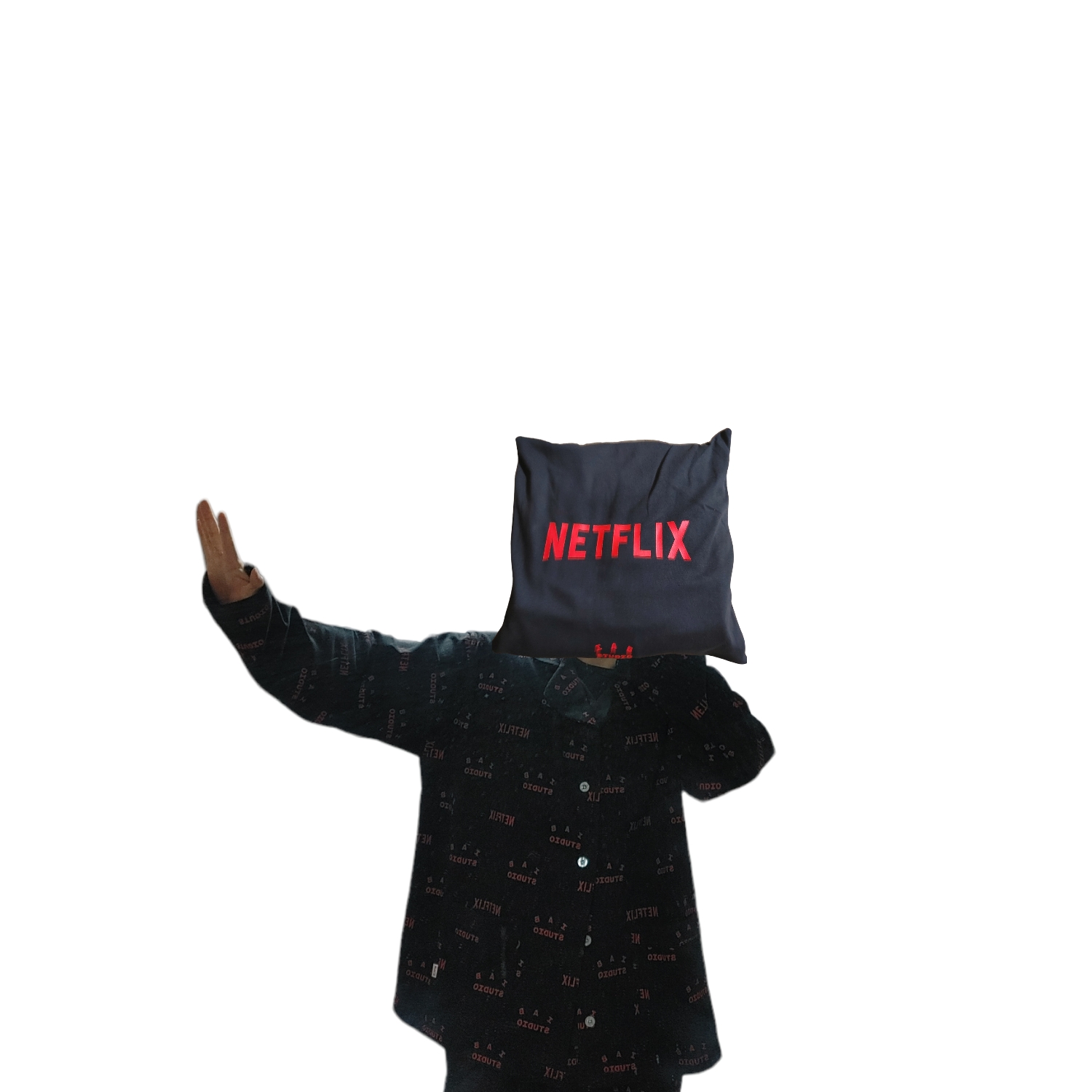 IAB Studio x Netflix Pajama Cushion Cover Set Black 착용 스타일