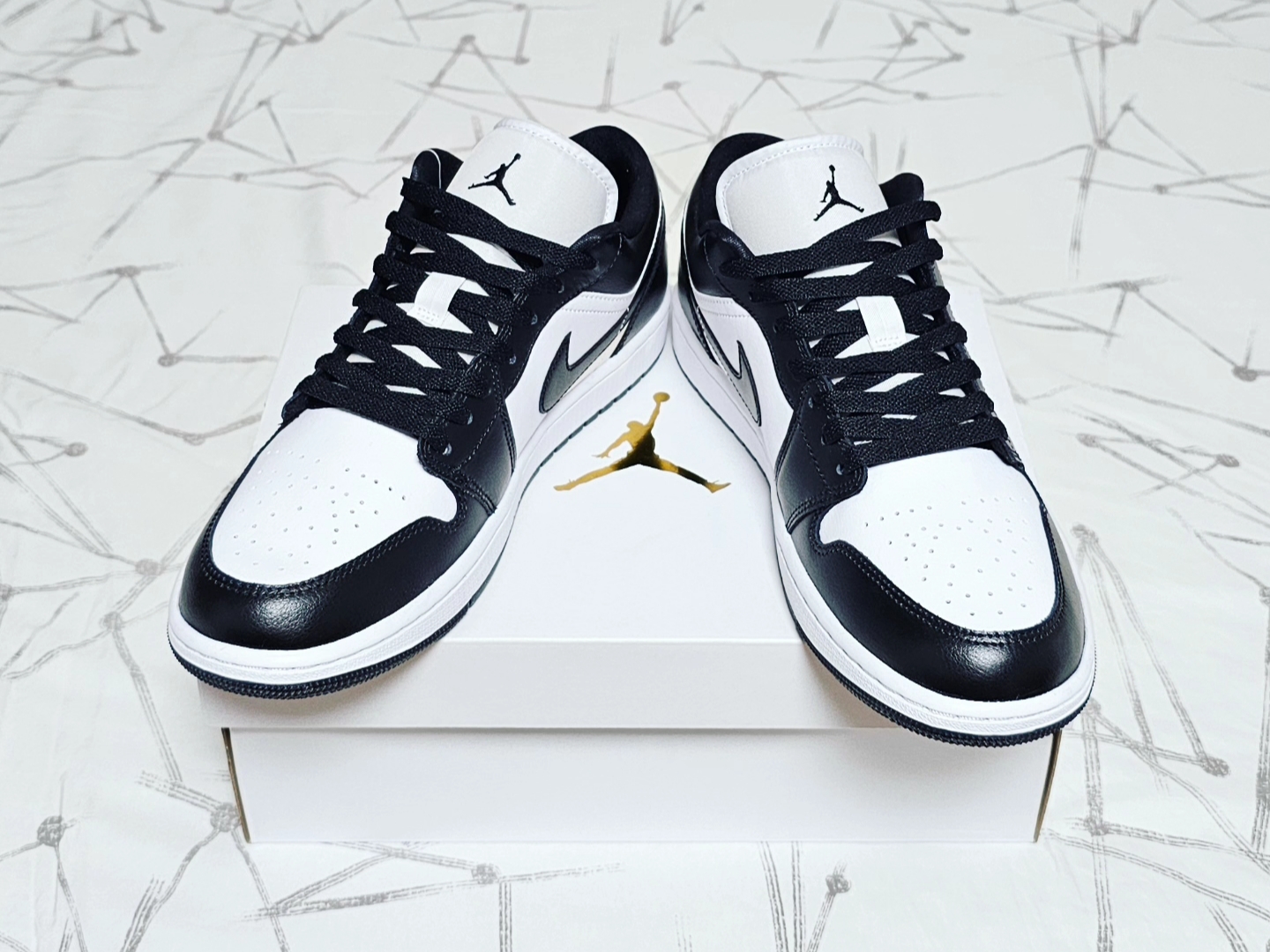 (W) Jordan 1 Low Black and White 착용 스타일 - 3