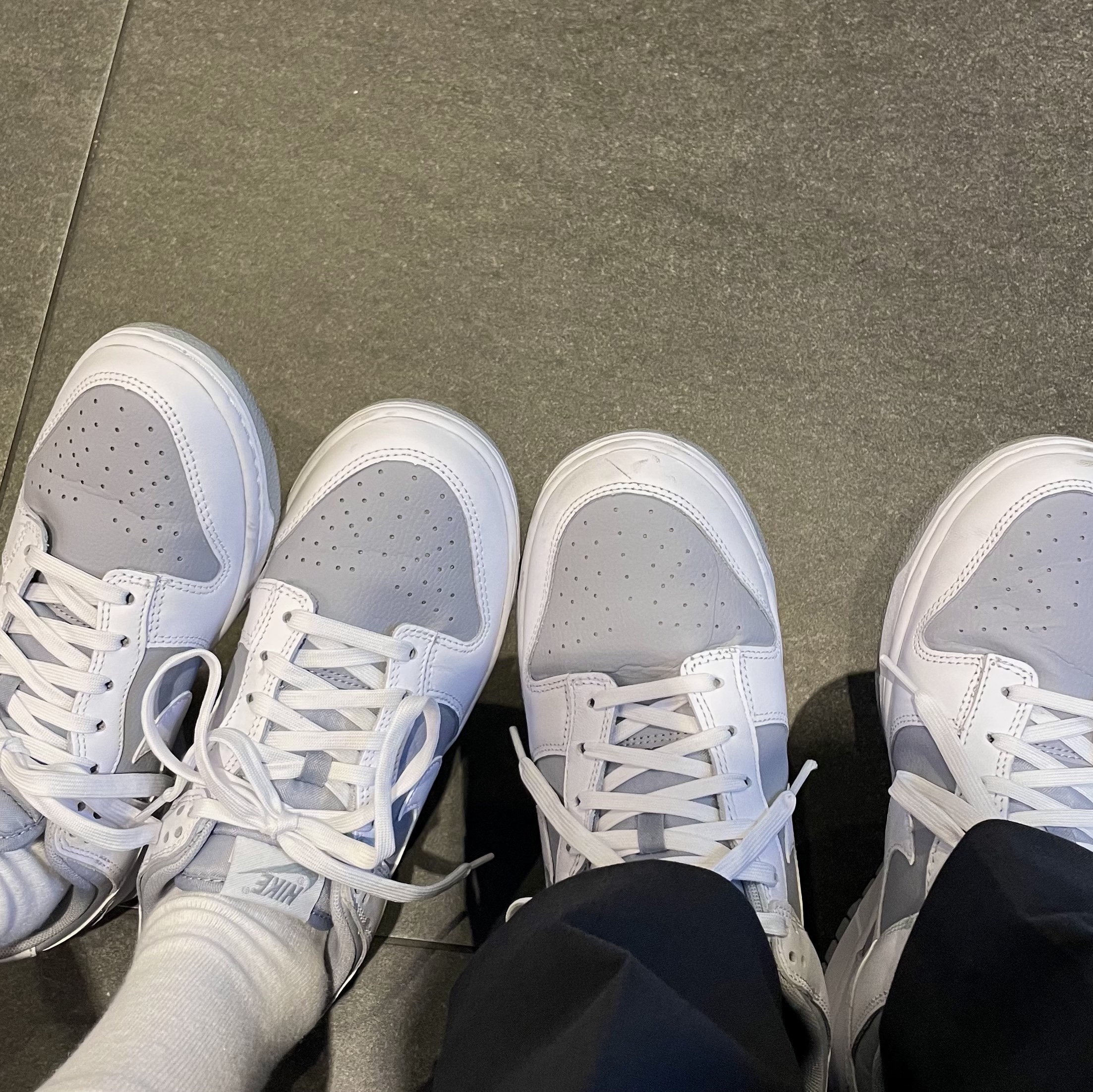 Nike Dunk Low Retro White Neutral Grey 착용 스타일