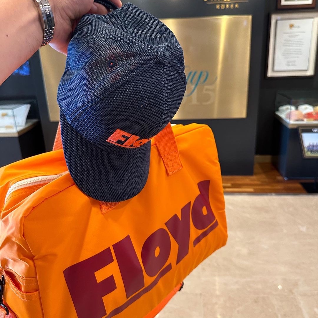 Floyd Weekender Hot Orange 착용 스타일