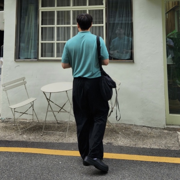 Nonnod Lounge Nylon Snap Pants Black 착용 스타일 - 4