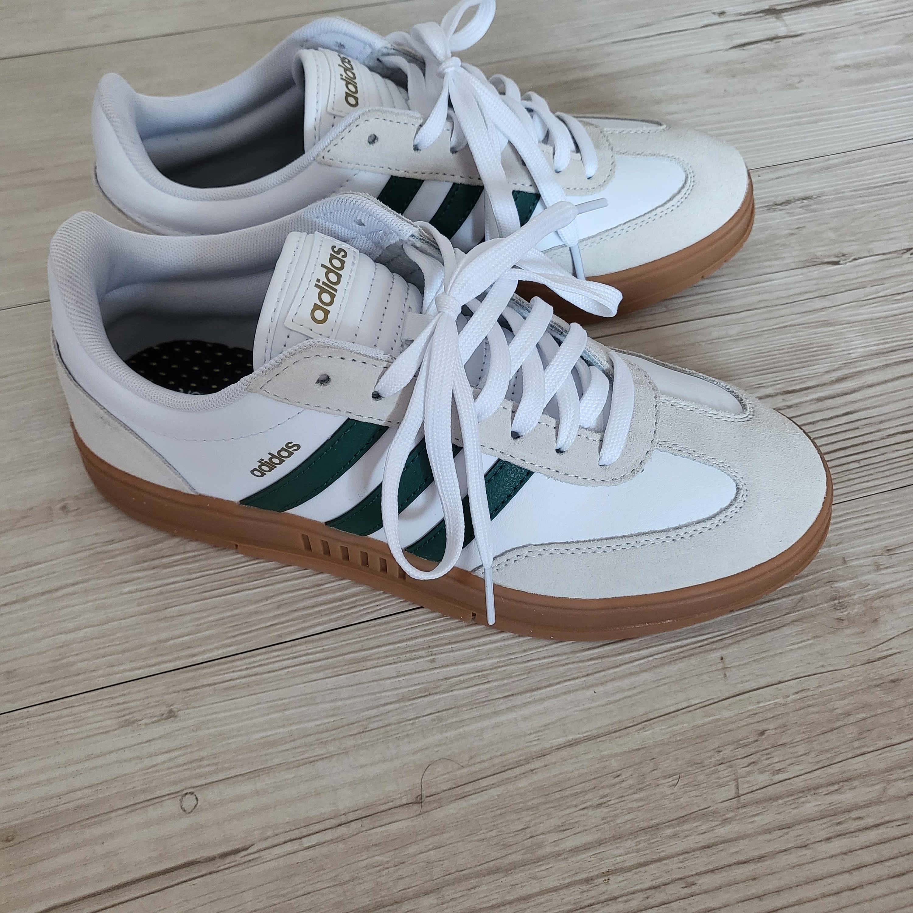 Adidas Gradas Collegiate Green 착용 스타일 - 1