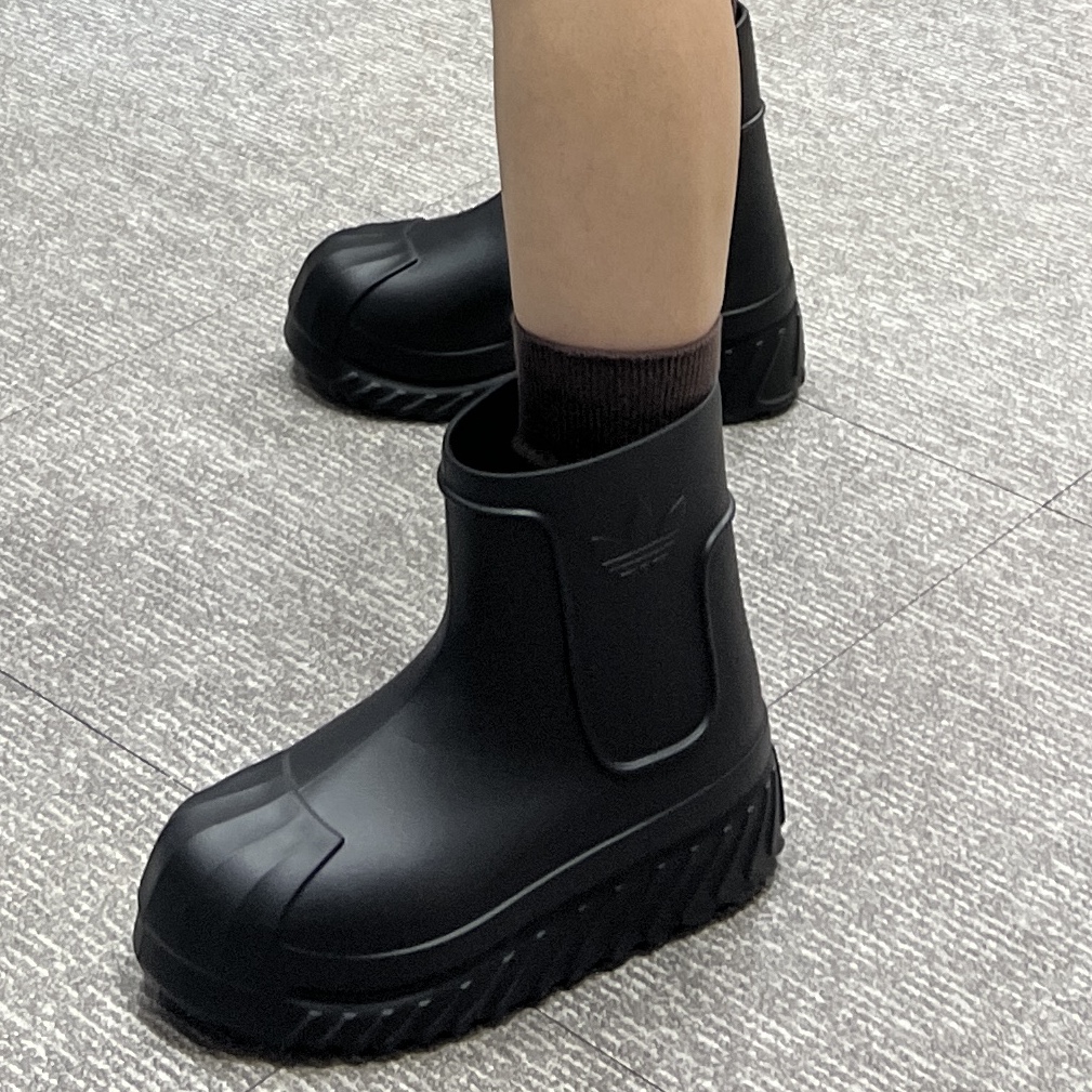 (W) Adidas Adifom Superstar Boot Black 착용 스타일