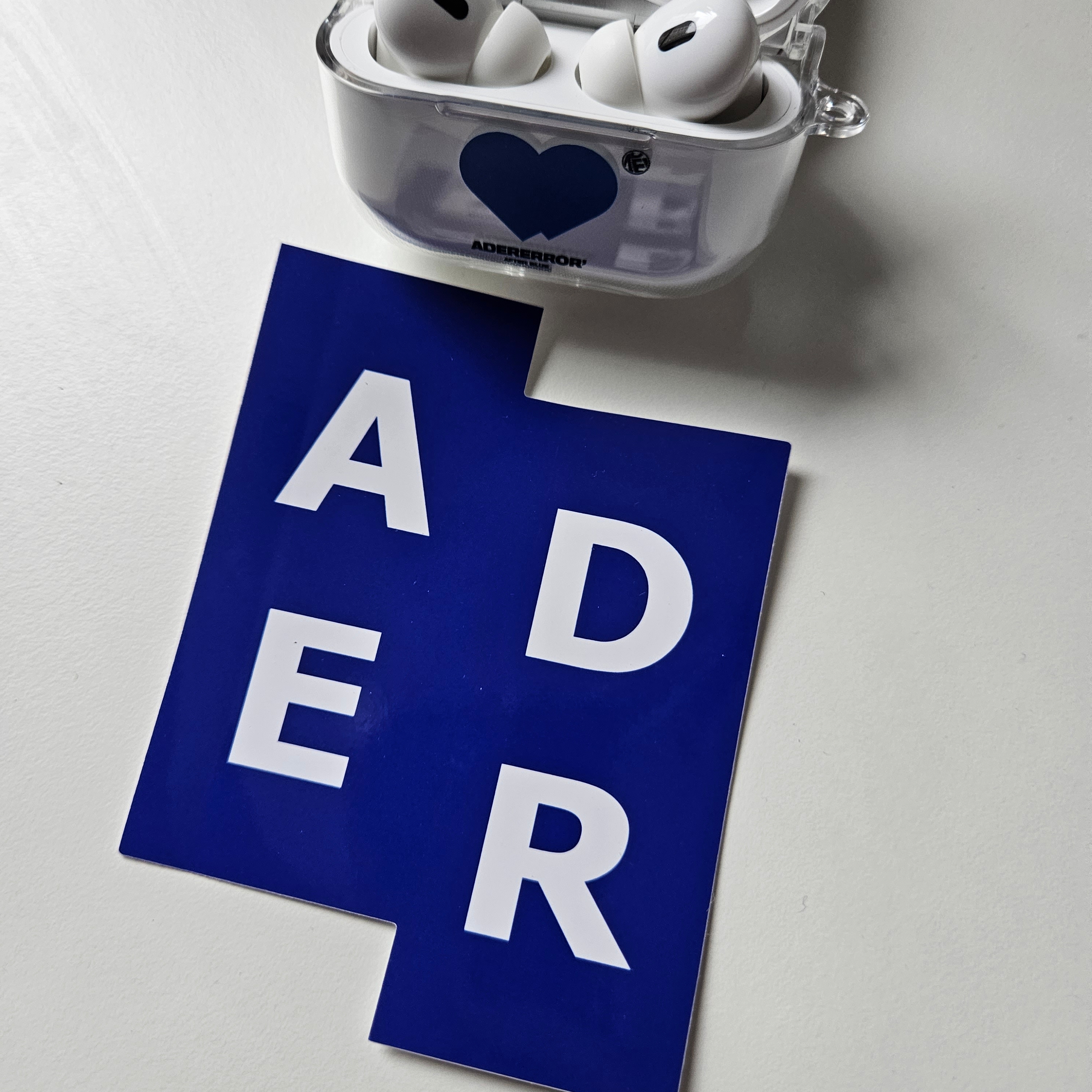 Ader Error Twin Heart AirPods Pro Hard Case Clear 착용 스타일 - 2